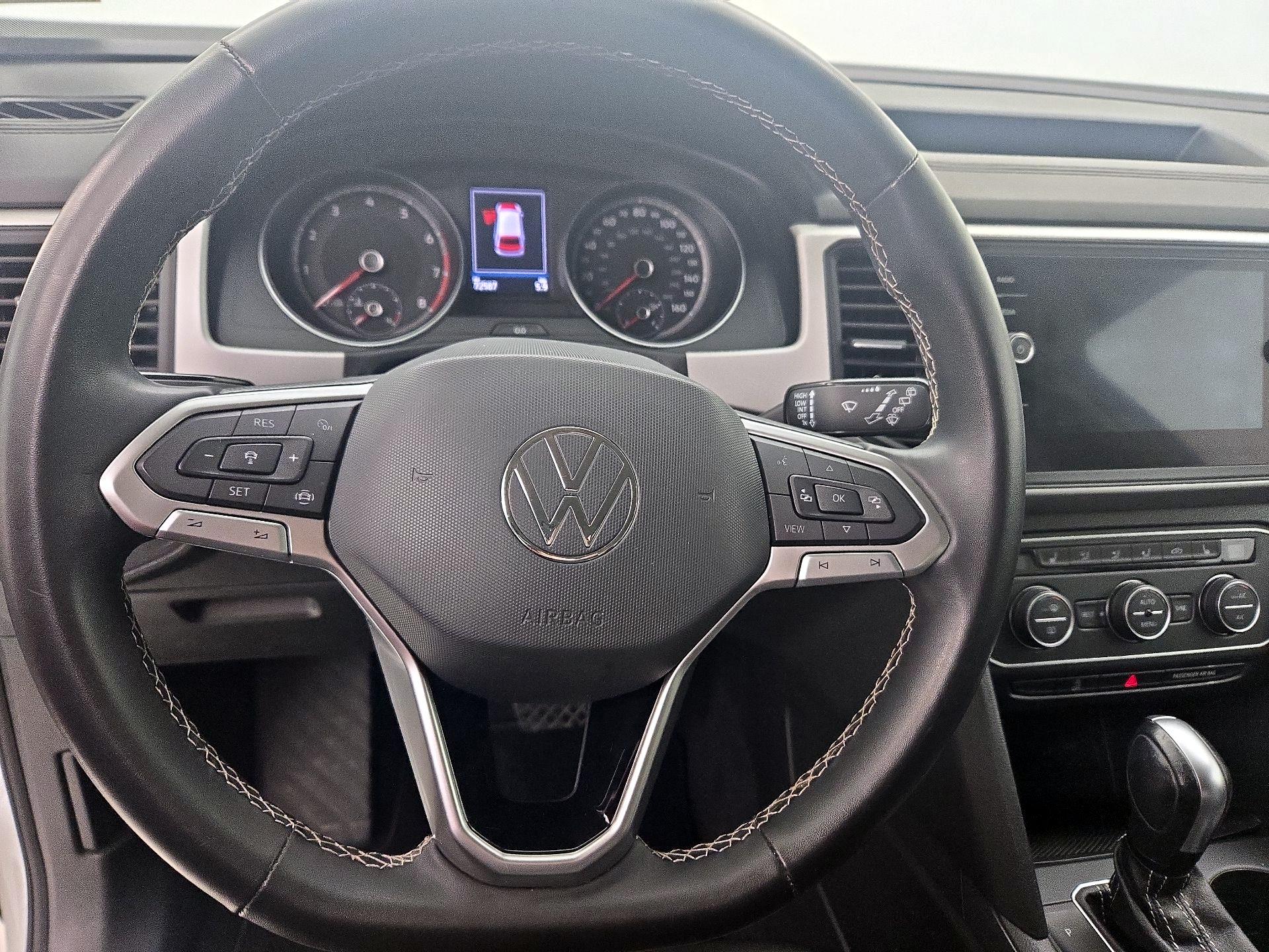 Thumbnail: 2021 Volkswagen Atlas - 10