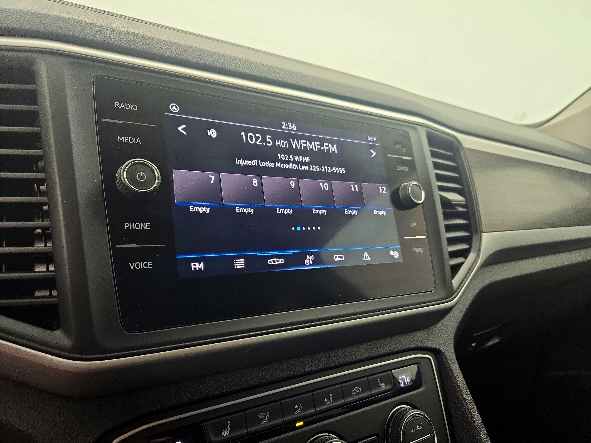 Thumbnail: 2021 Volkswagen Atlas - 15