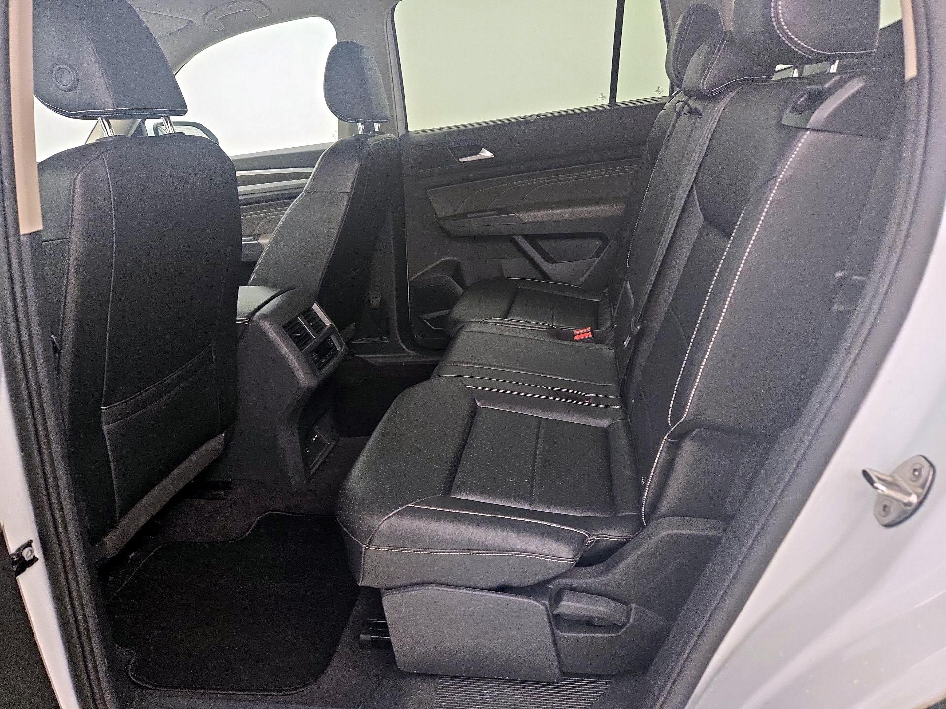 Thumbnail: 2021 Volkswagen Atlas - 19