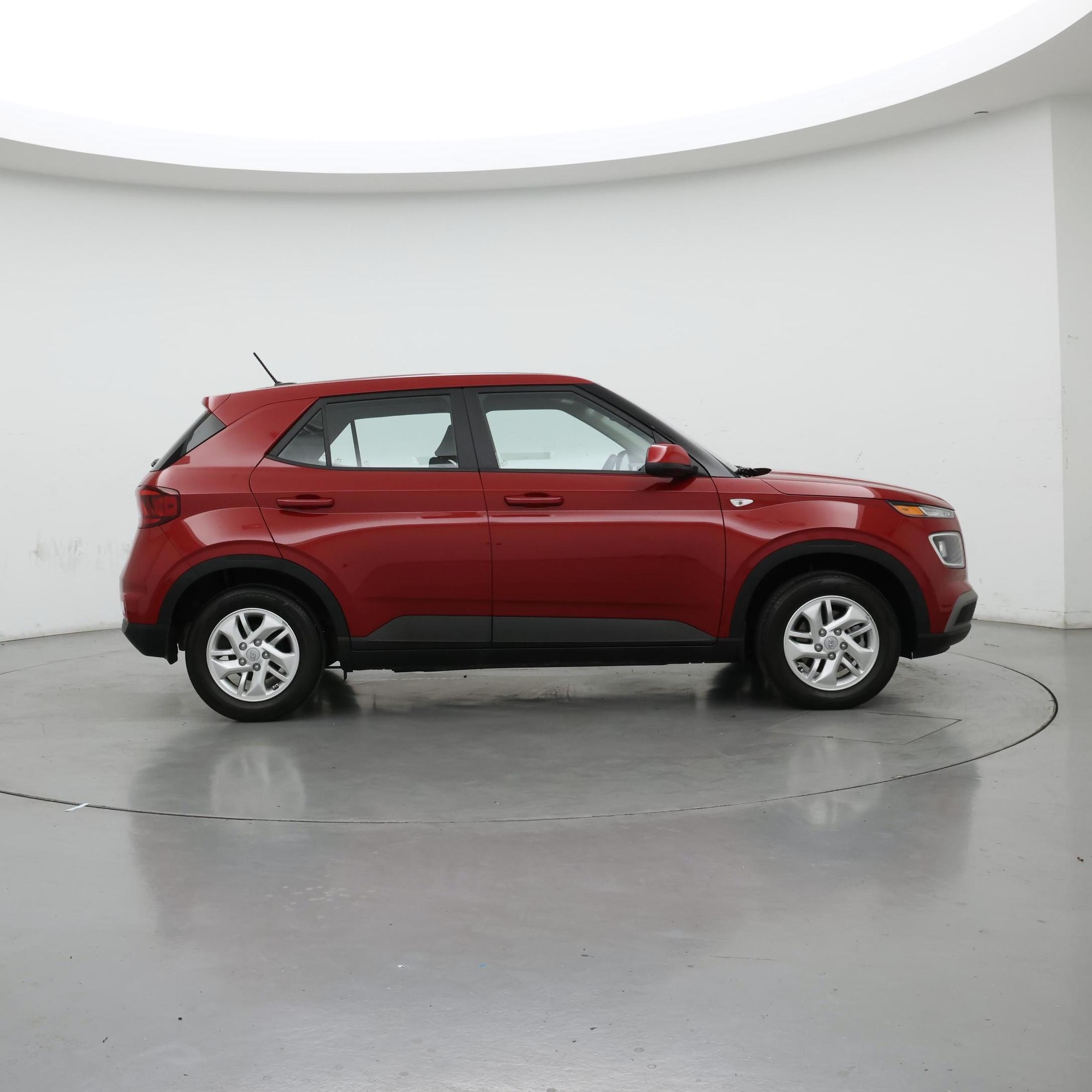 Thumbnail: 2023 Hyundai Venue - 7