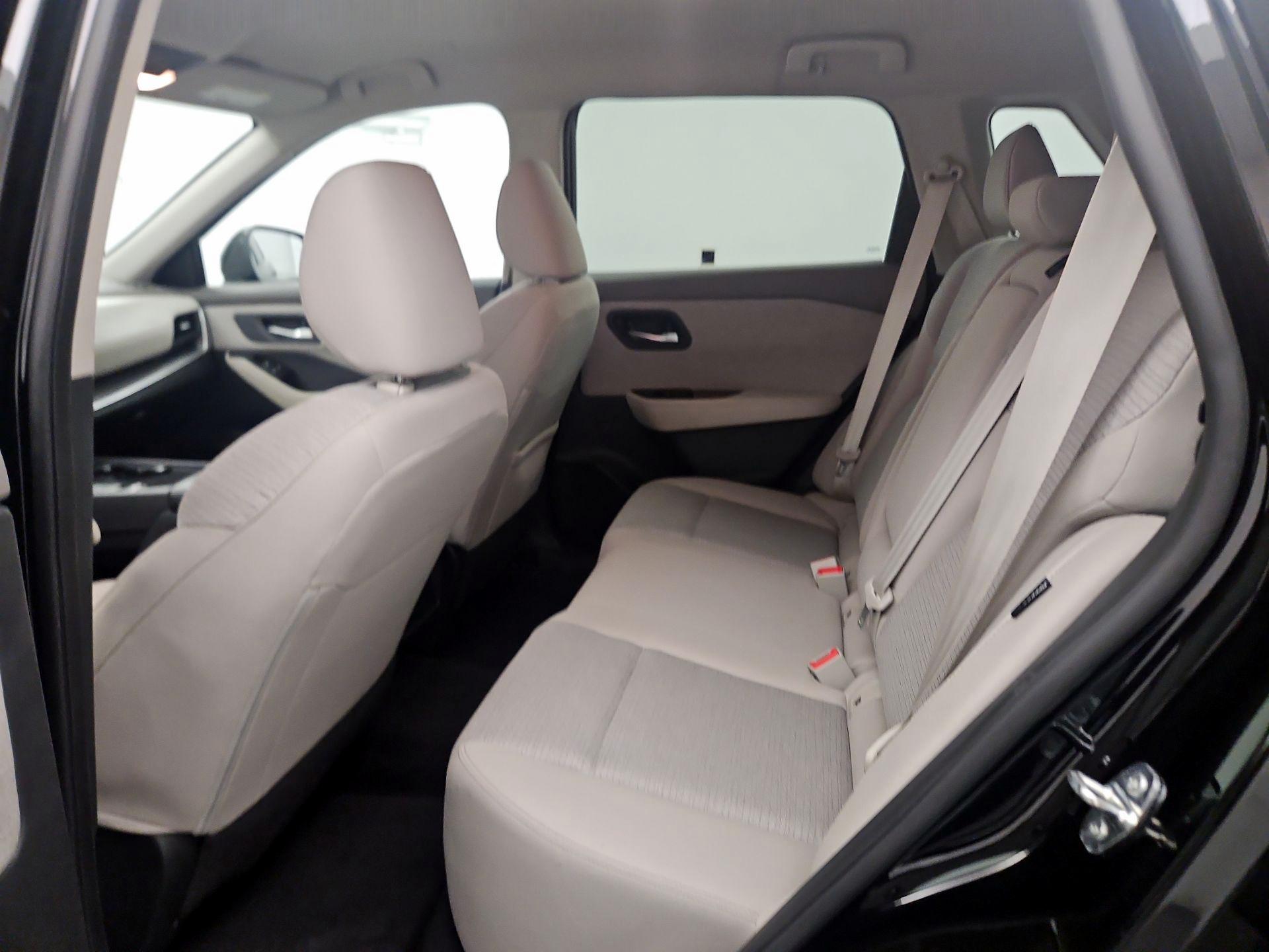 Thumbnail: 2023 Nissan Rogue - 19