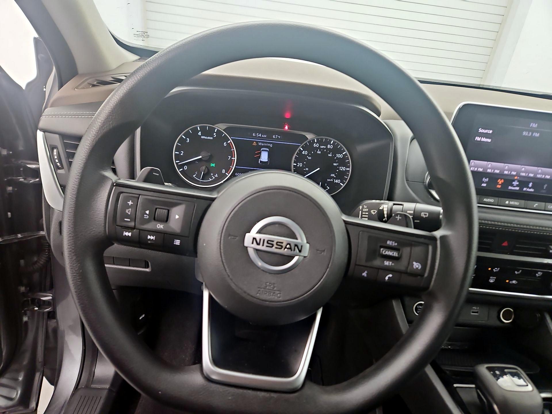 Thumbnail: 2021 Nissan Rogue - 10