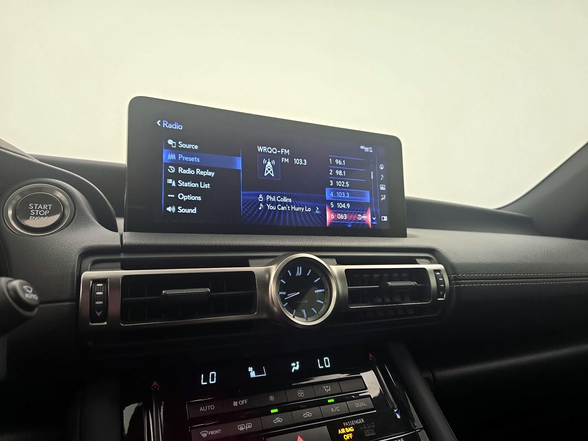 Thumbnail: 2022 Lexus IS - 16