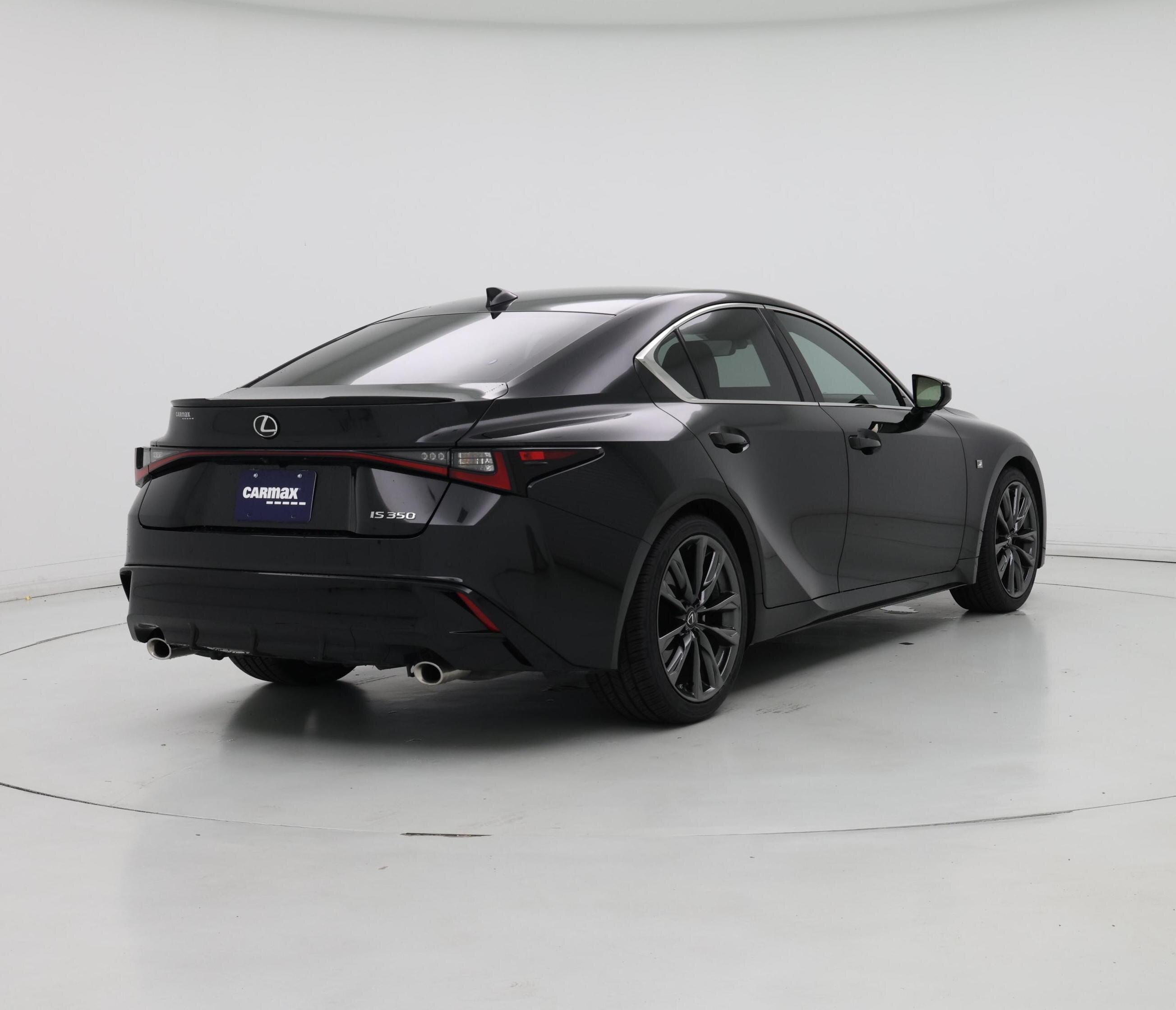 Thumbnail: 2022 Lexus IS - 8