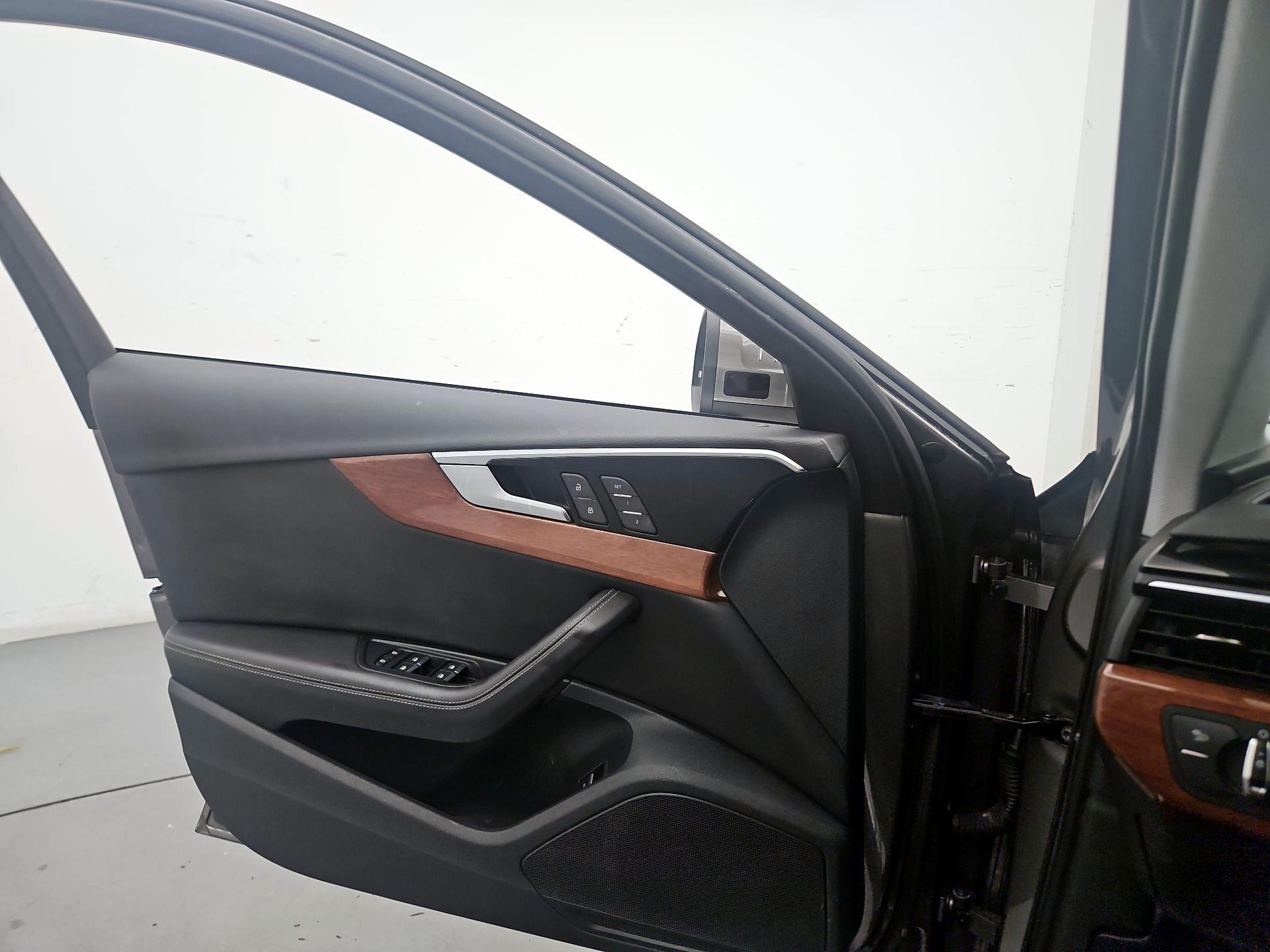 Thumbnail: 2021 Audi A4 - 12