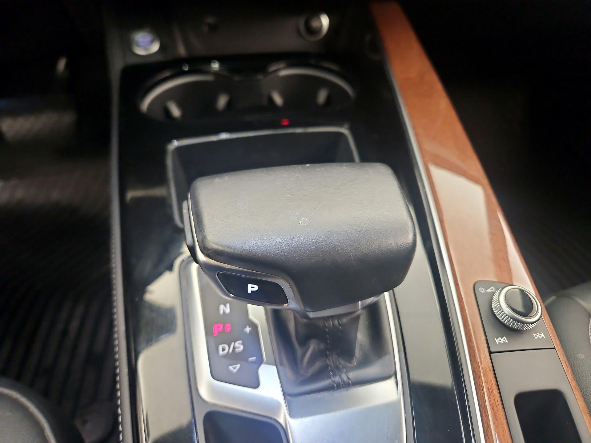 Thumbnail: 2021 Audi A4 - 15