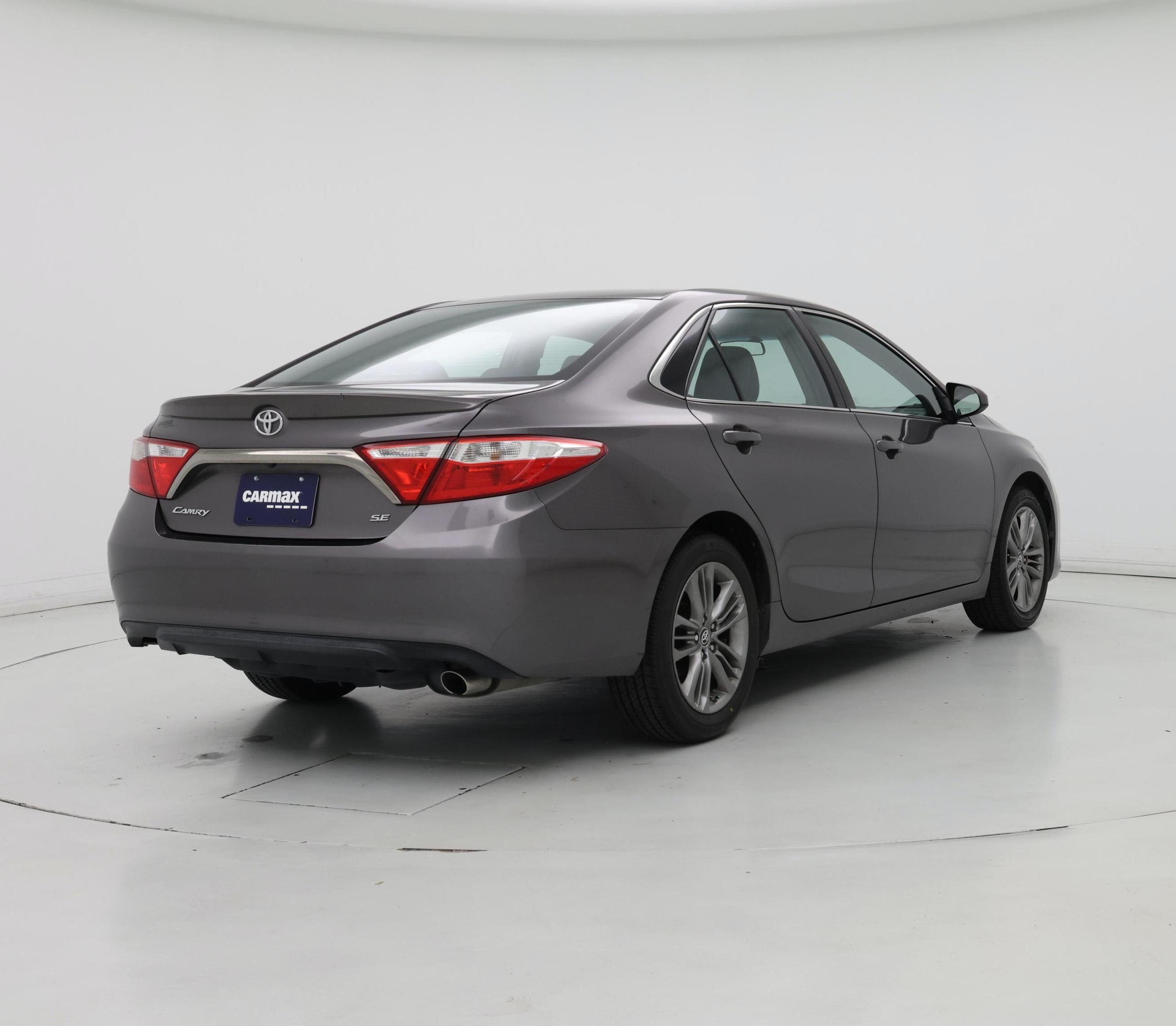 Thumbnail: 2015 Toyota Camry - 8