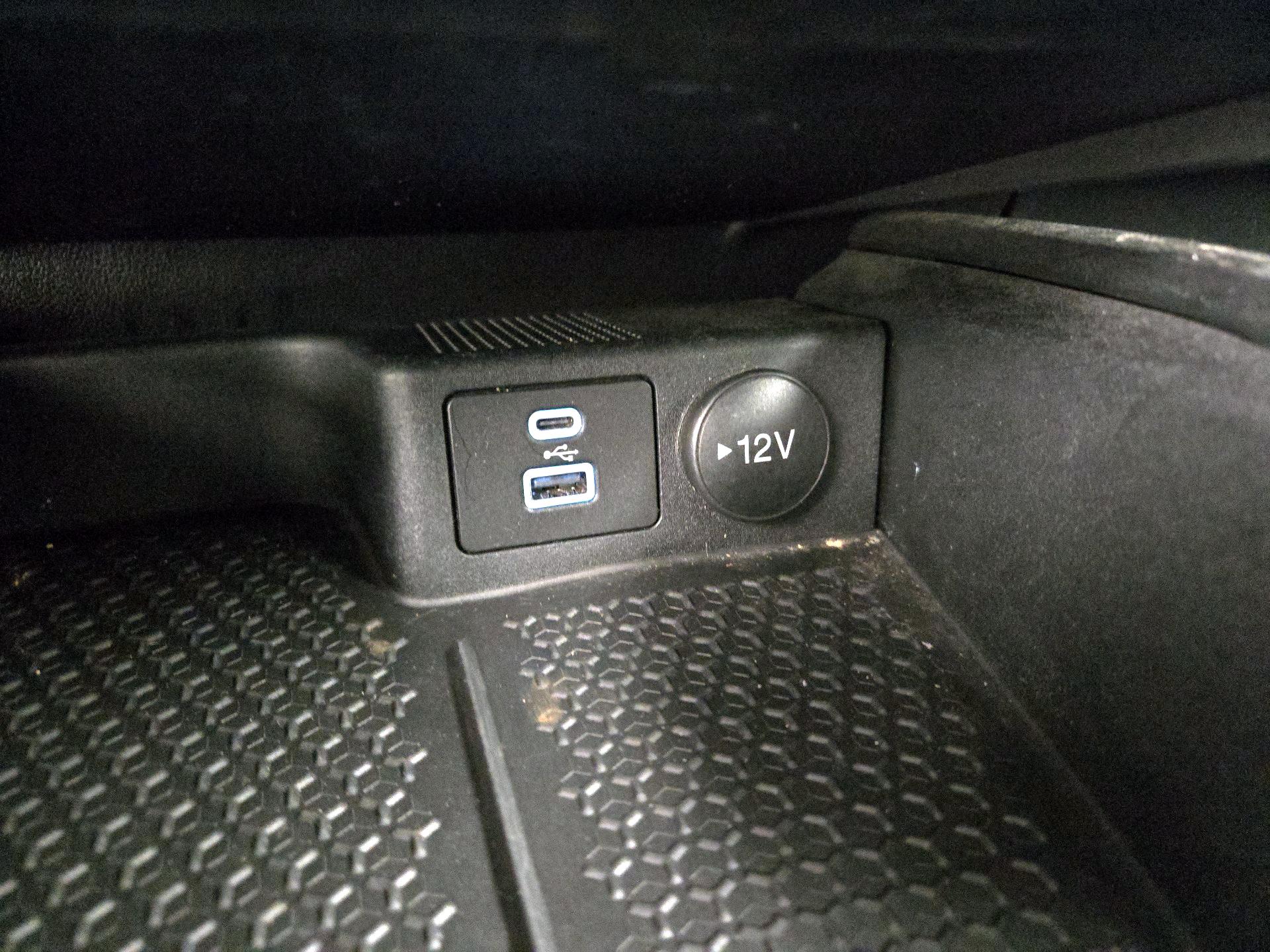 Thumbnail: 2021 Ford Bronco Sport - 18