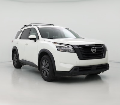 2023 Nissan Pathfinder SV