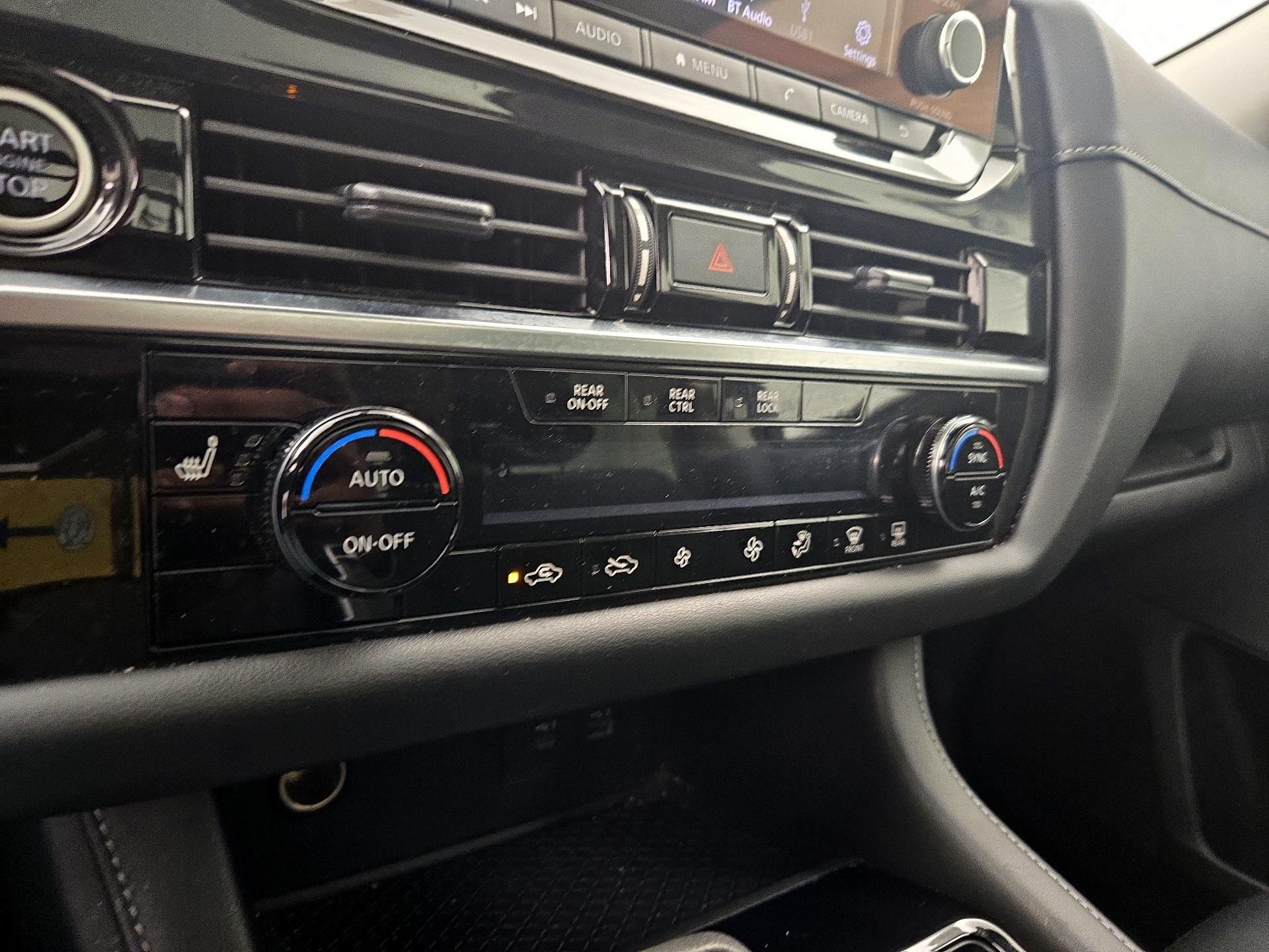 Thumbnail: 2023 Nissan Pathfinder - 16