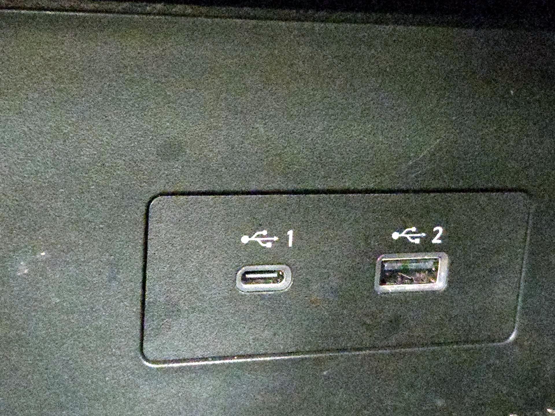 Thumbnail: 2023 Nissan Pathfinder - 18