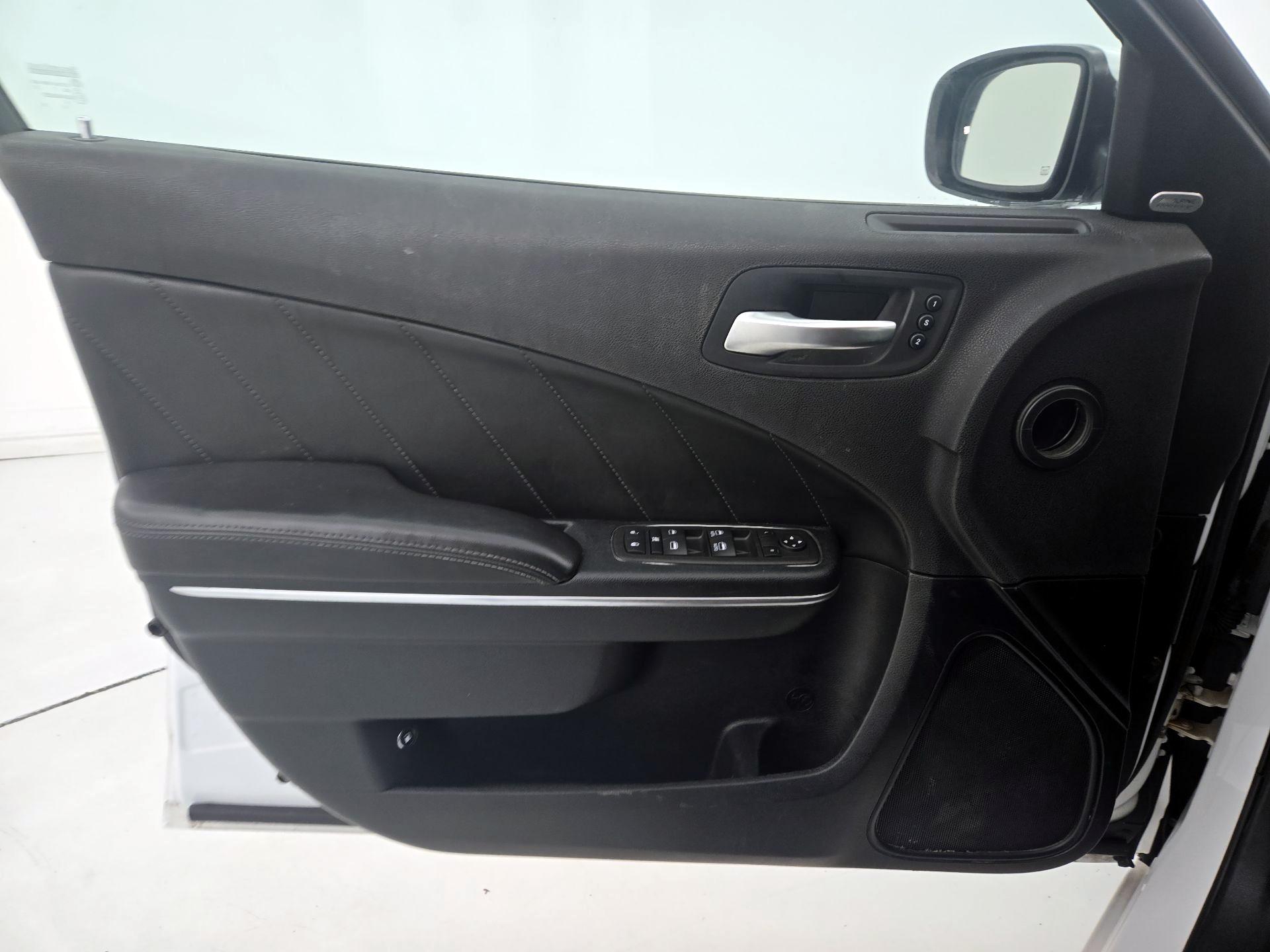 Thumbnail: 2018 Dodge Charger - 12