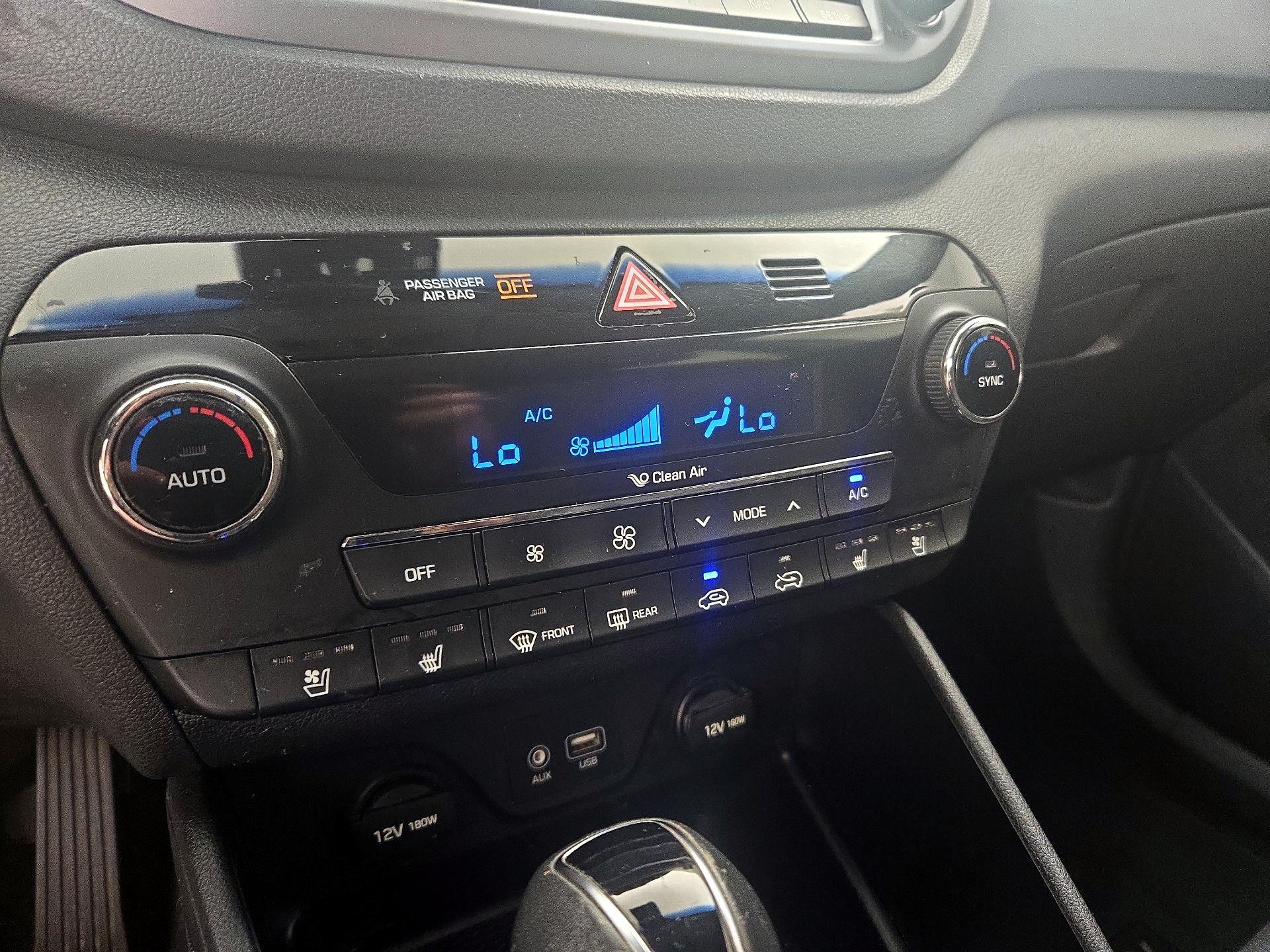 Thumbnail: 2016 Hyundai Tucson - 17