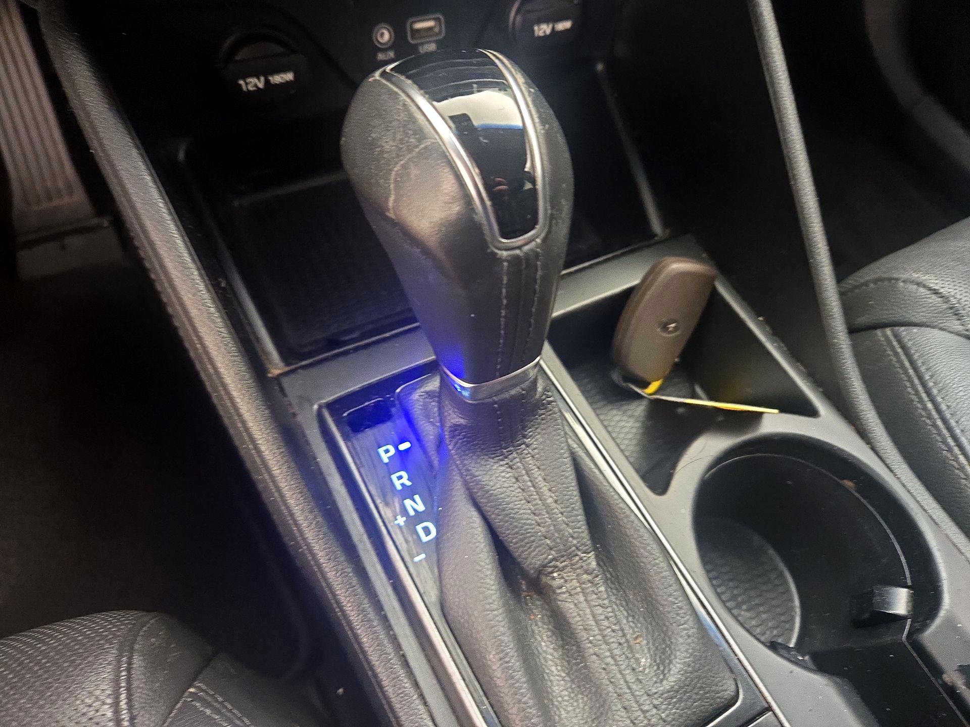 Thumbnail: 2016 Hyundai Tucson - 18