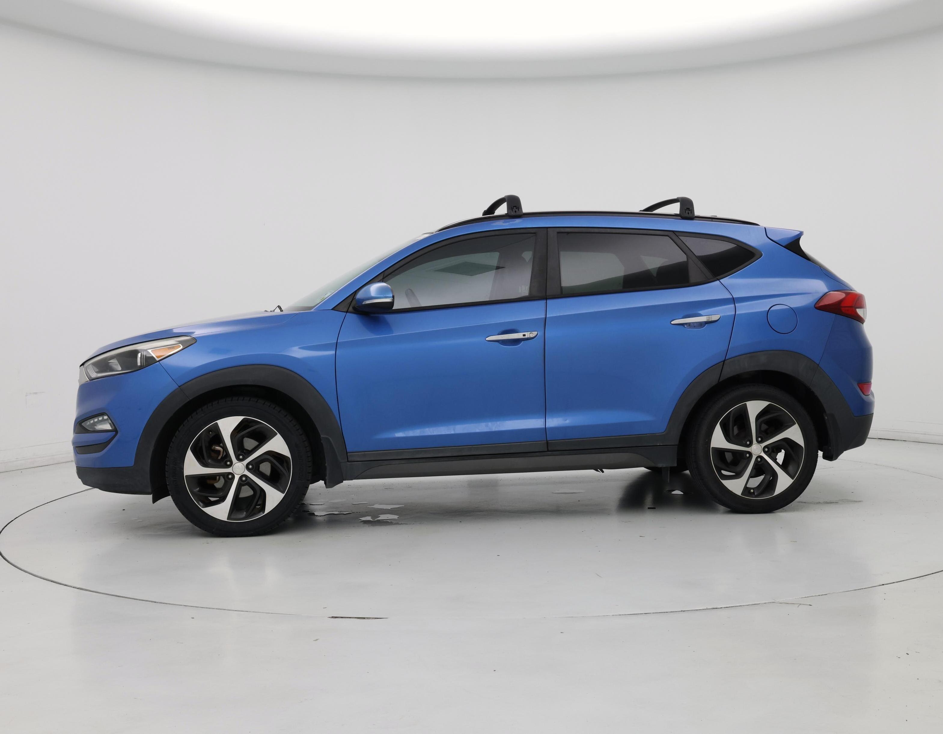 Thumbnail: 2016 Hyundai Tucson - 3