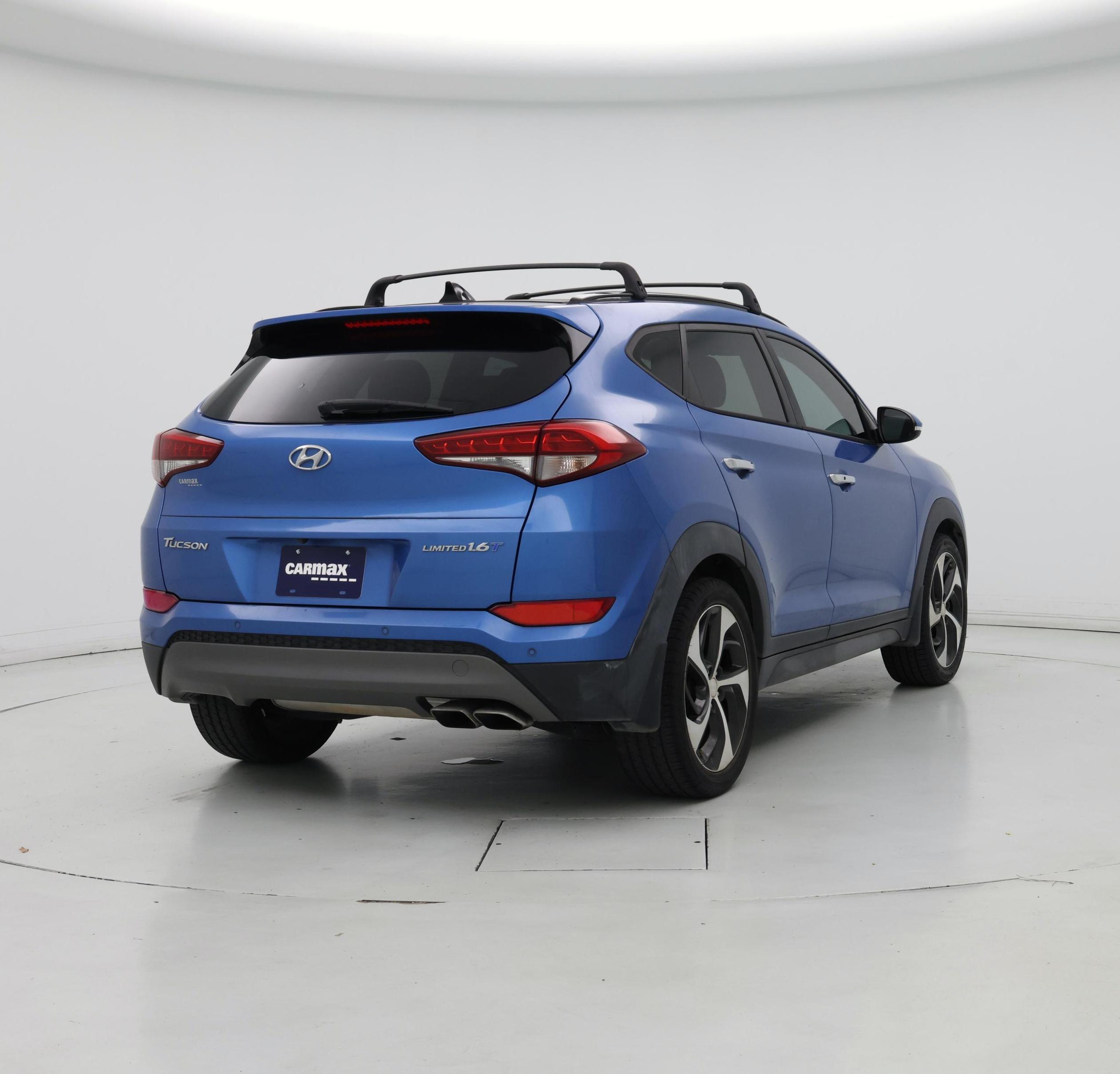 Thumbnail: 2016 Hyundai Tucson - 8