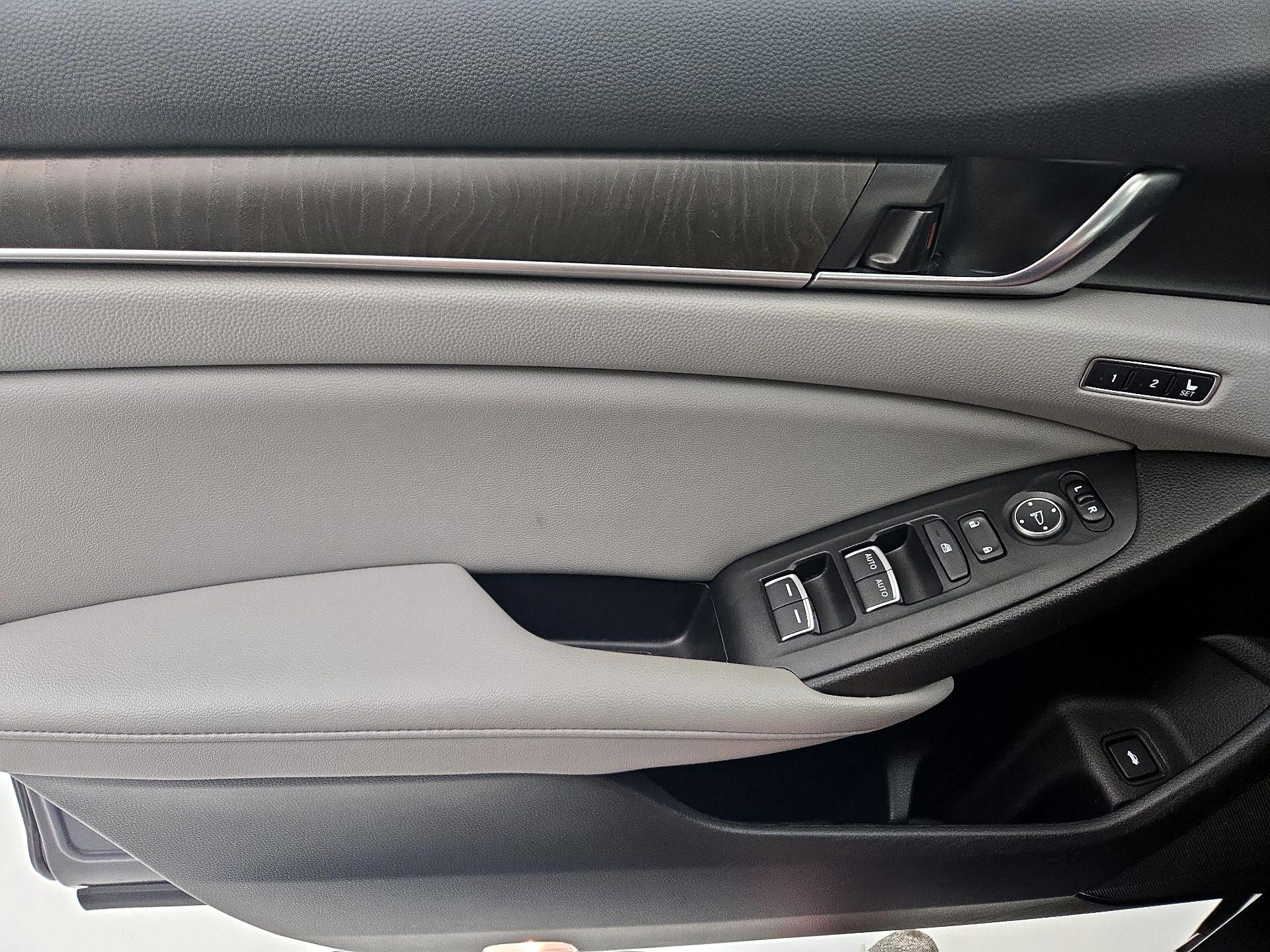 Thumbnail: 2020 Honda Accord - 12