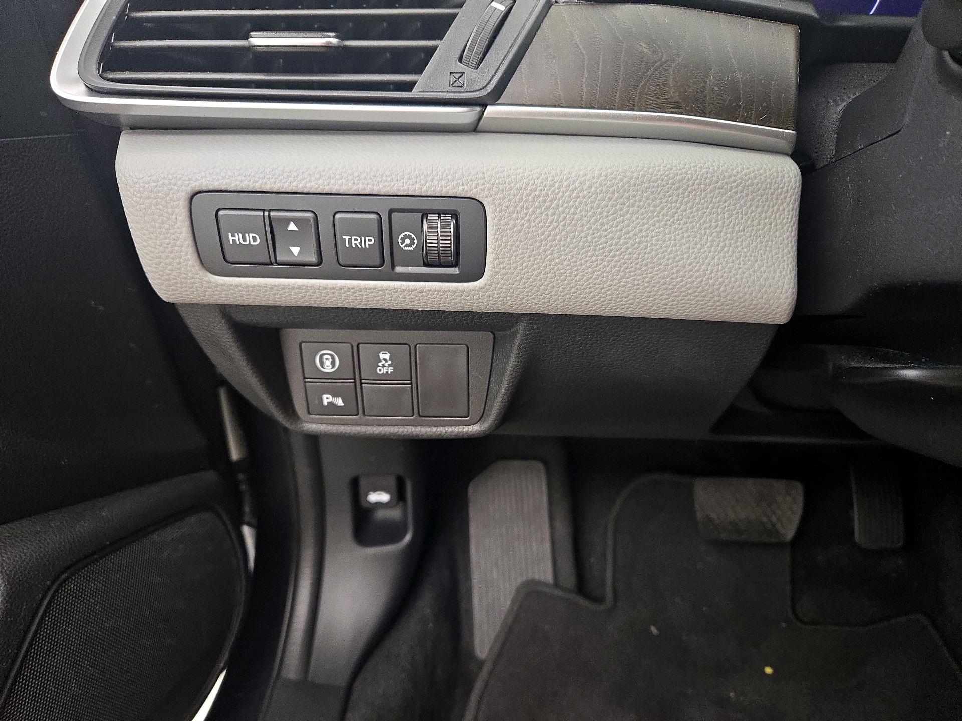 Thumbnail: 2020 Honda Accord - 13