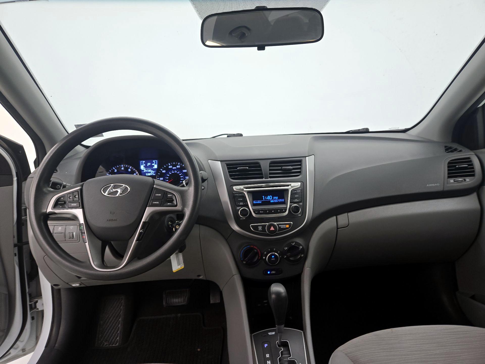 Thumbnail: 2016 Hyundai Accent - 9