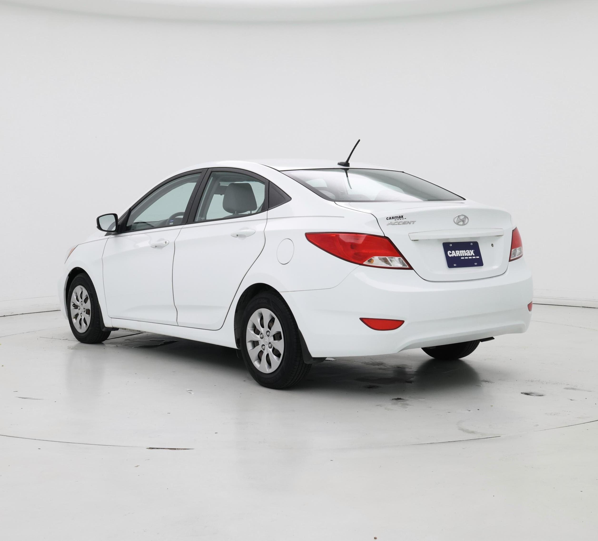 Thumbnail: 2016 Hyundai Accent - 2