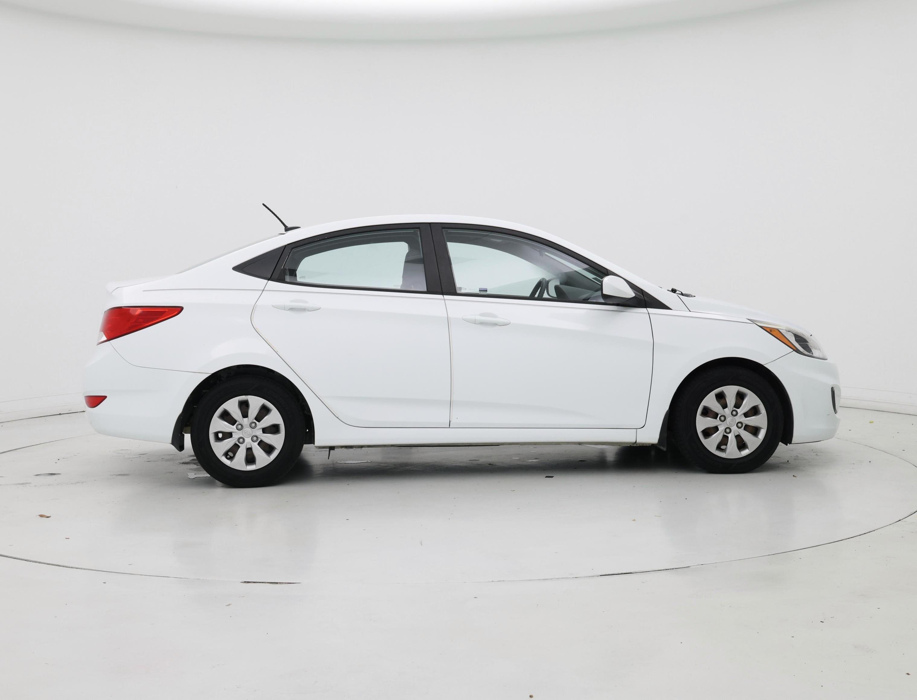 Thumbnail: 2016 Hyundai Accent - 7