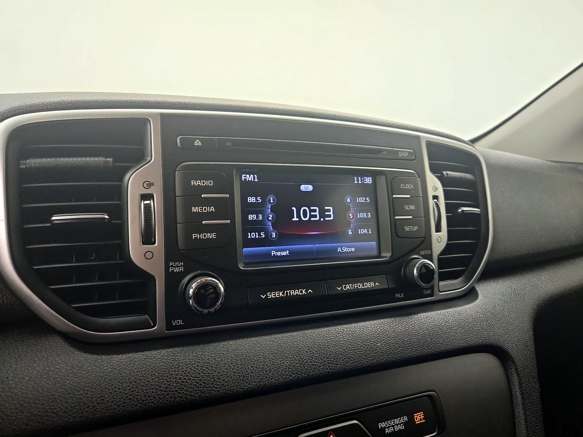 Thumbnail: 2019 Kia Sportage - 15