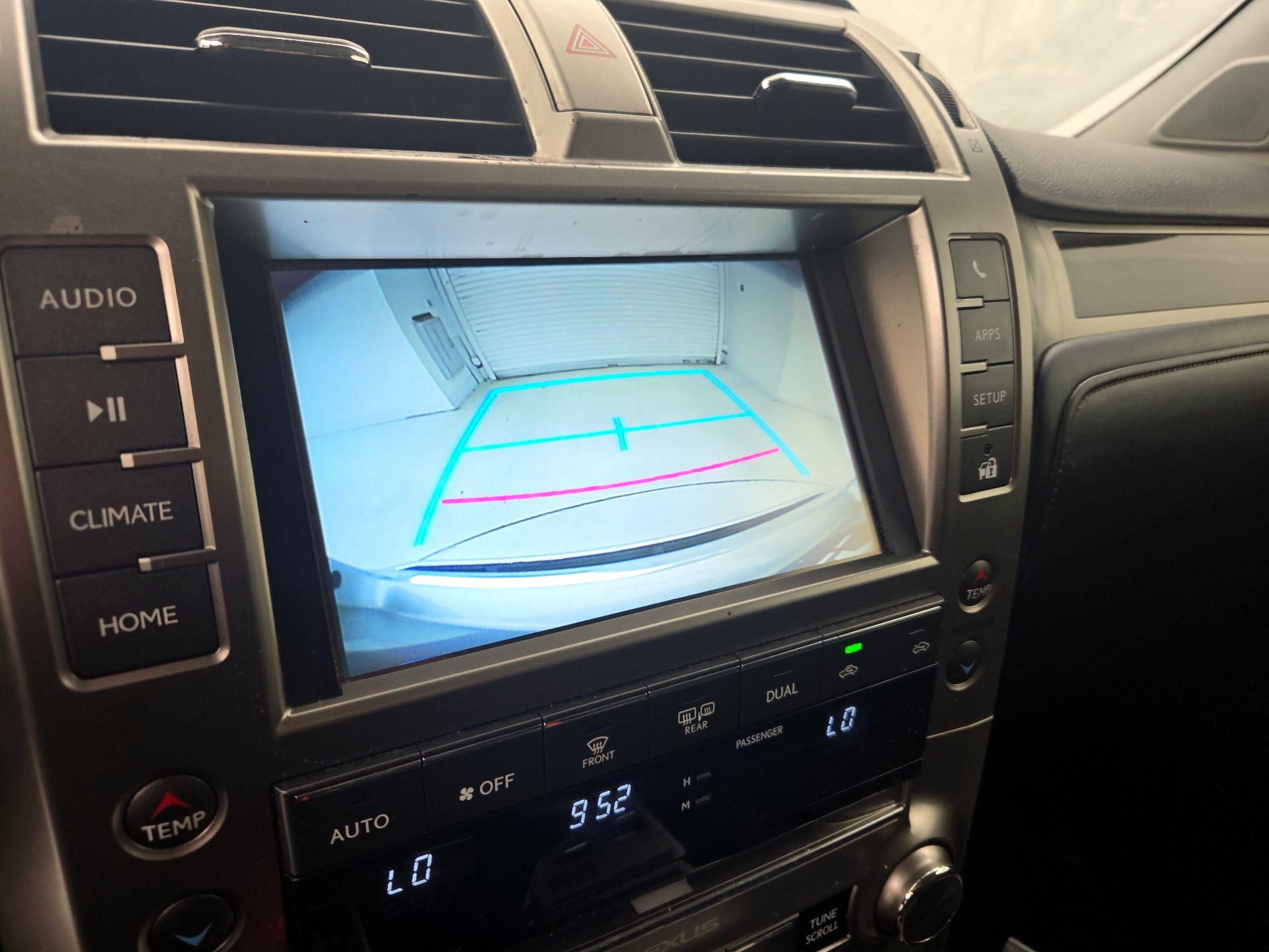 Thumbnail: 2019 Lexus GX - 14