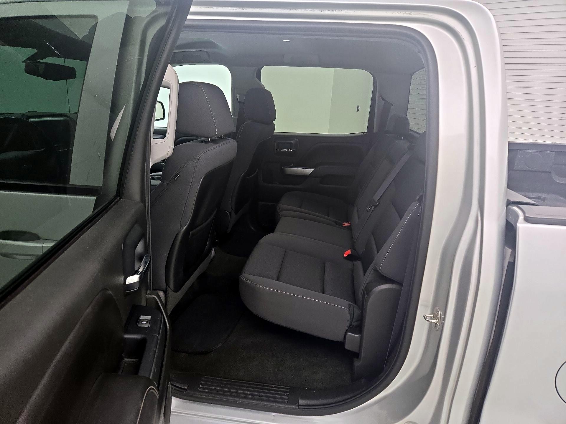 Thumbnail: 2015 Chevrolet Silverado 1500 - 19