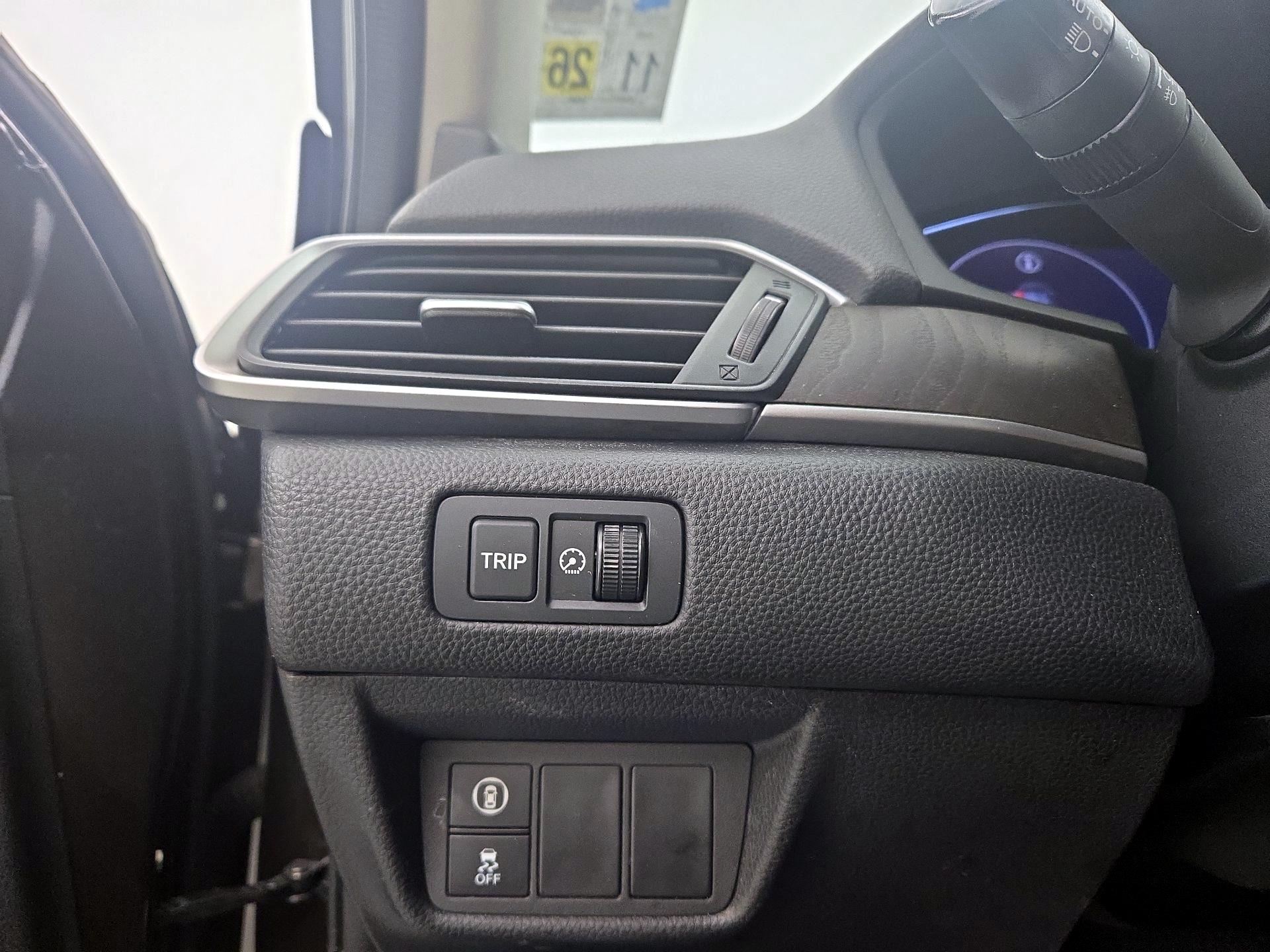 Thumbnail: 2018 Honda Accord - 13