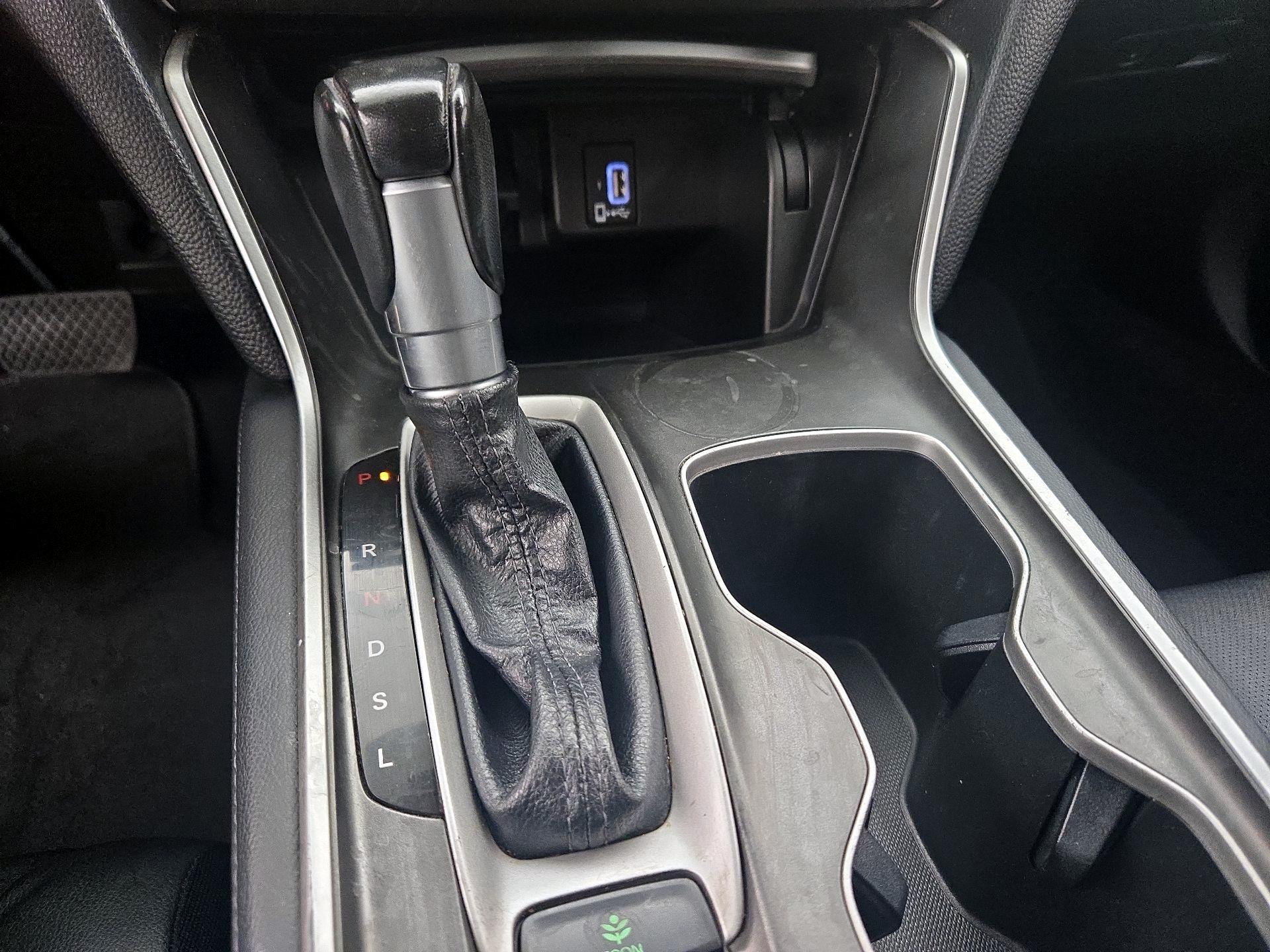 Thumbnail: 2018 Honda Accord - 17