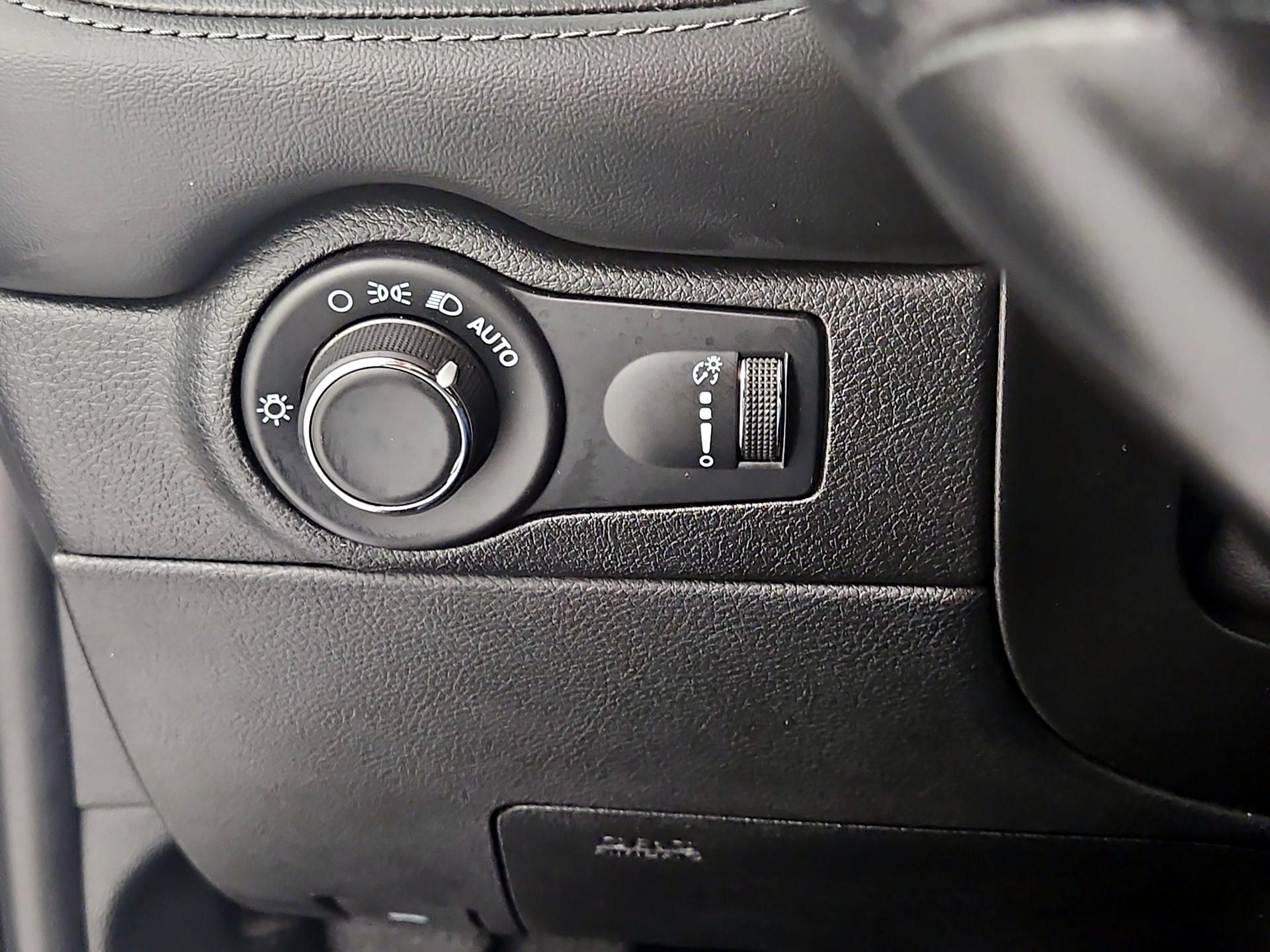 Thumbnail: 2024 Dodge Durango - 13