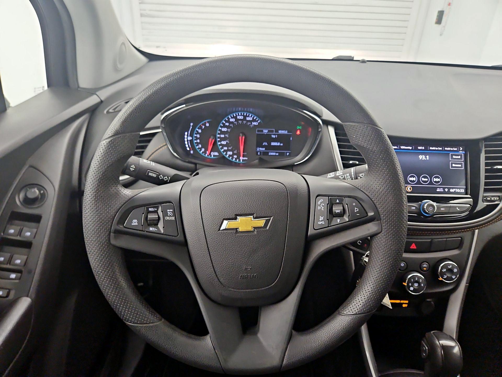 Thumbnail: 2021 Chevrolet Trax - 10