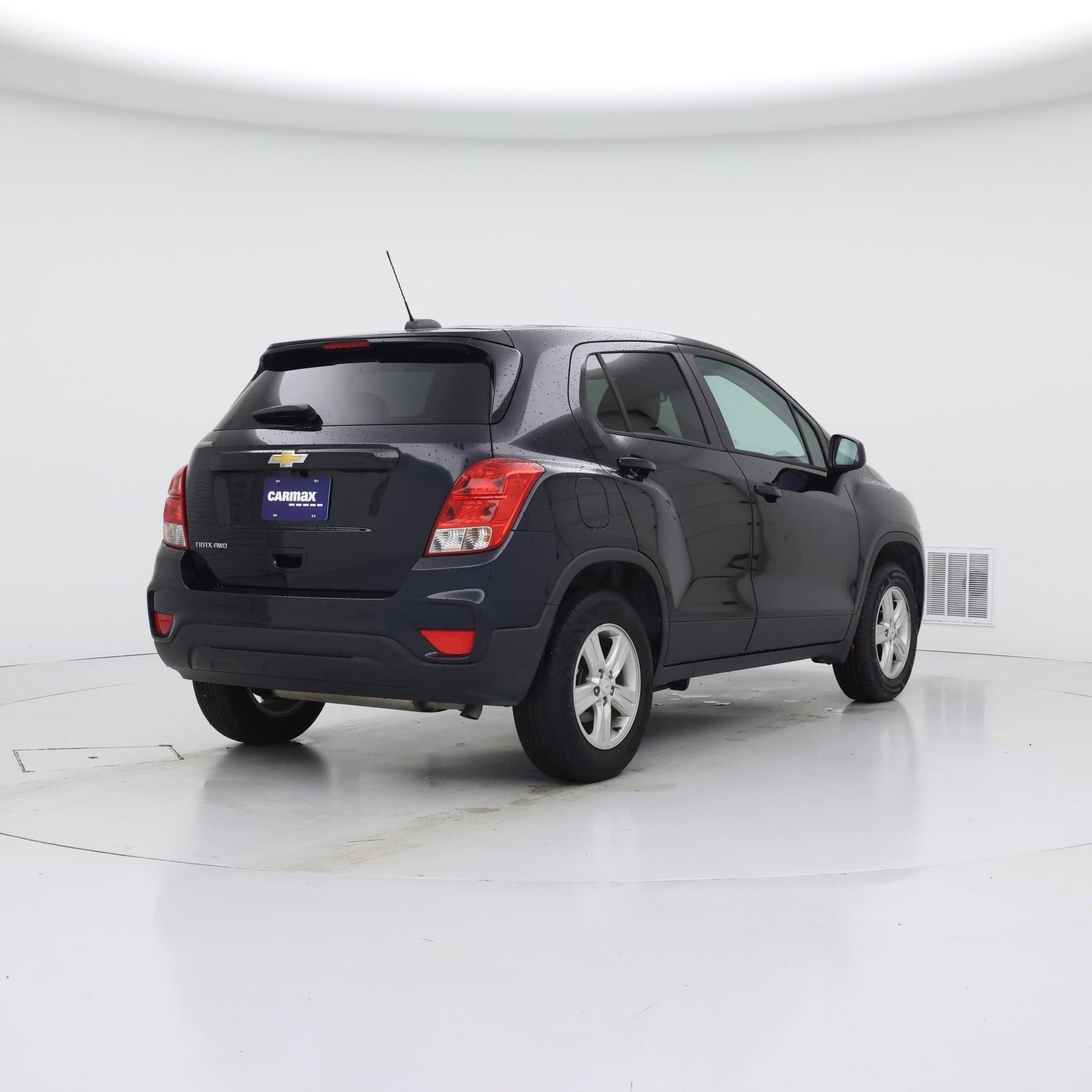 Thumbnail: 2021 Chevrolet Trax - 8