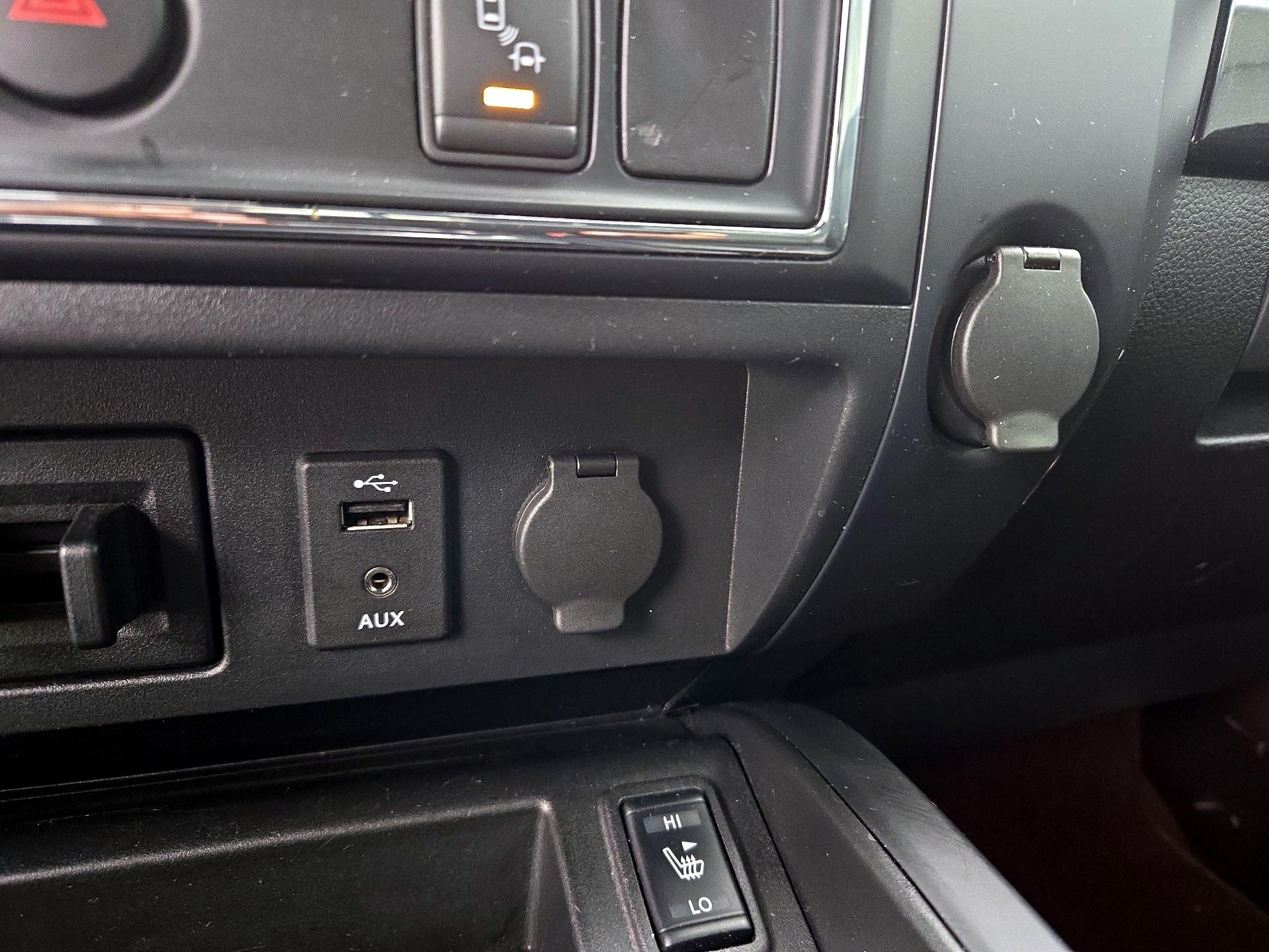 Thumbnail: 2018 Nissan Titan - 19