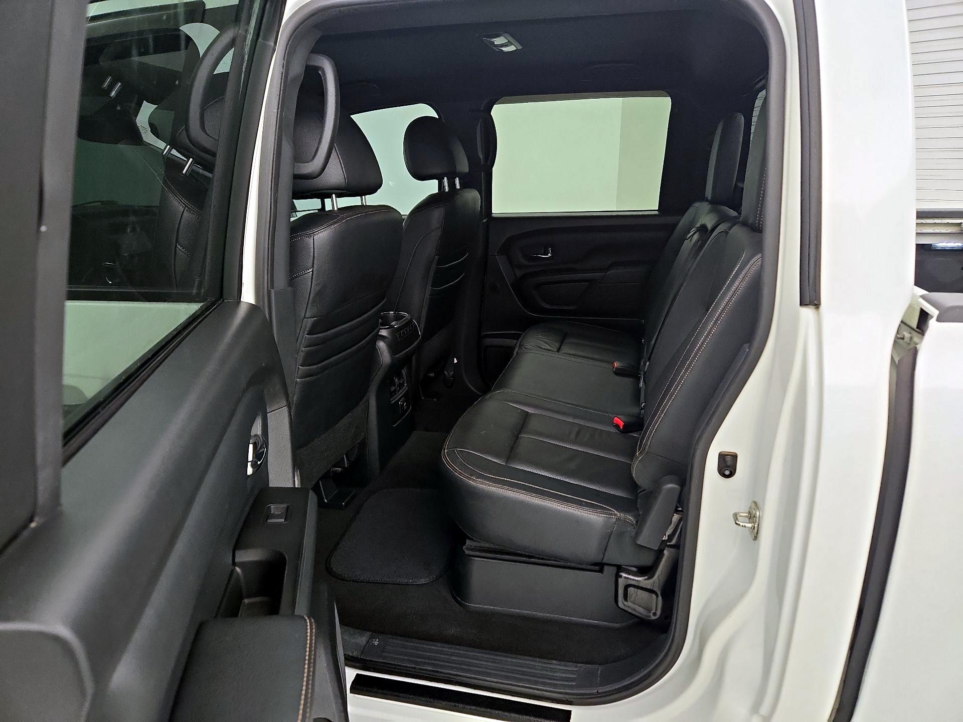 Thumbnail: 2018 Nissan Titan - 20