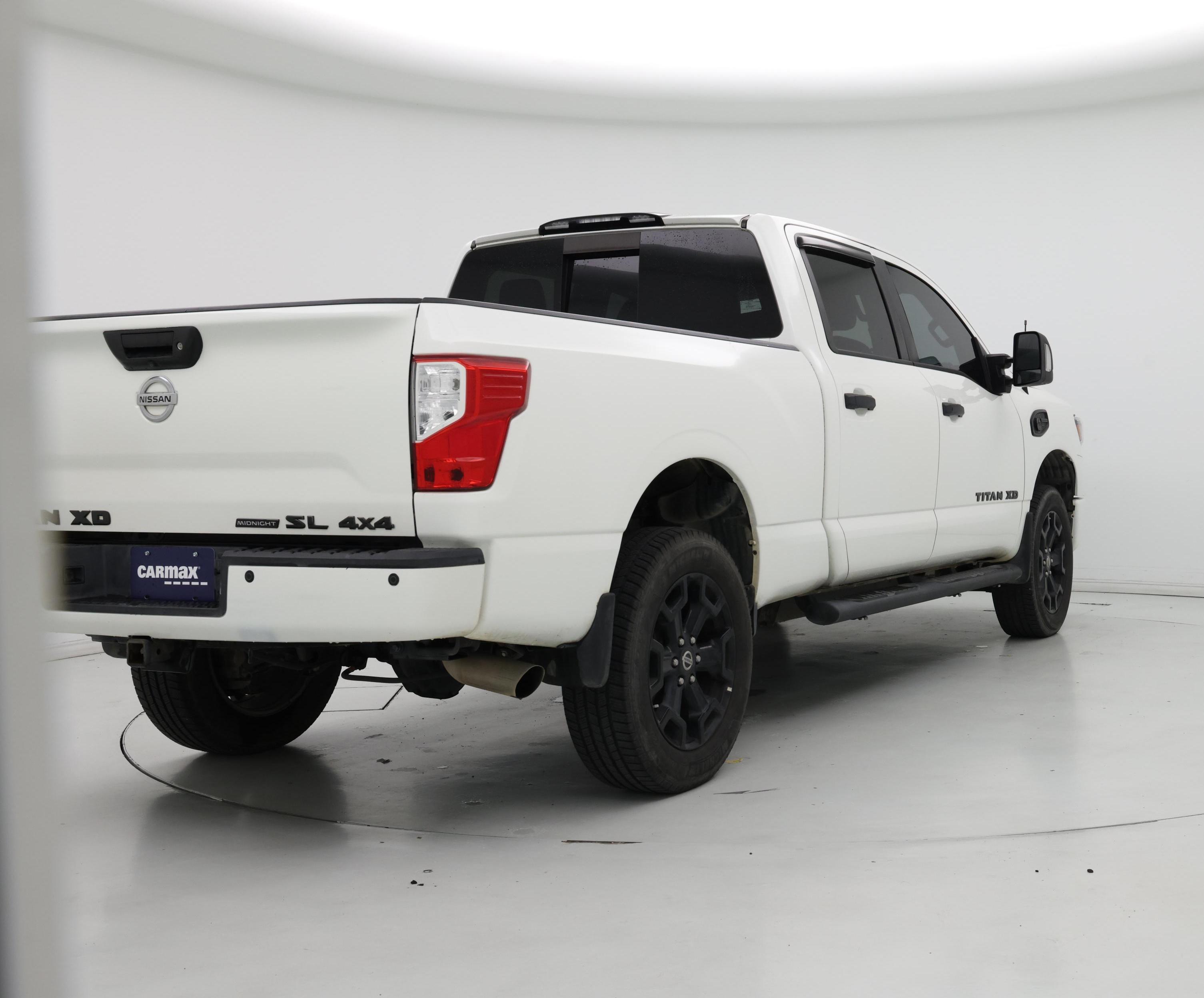Thumbnail: 2018 Nissan Titan - 8