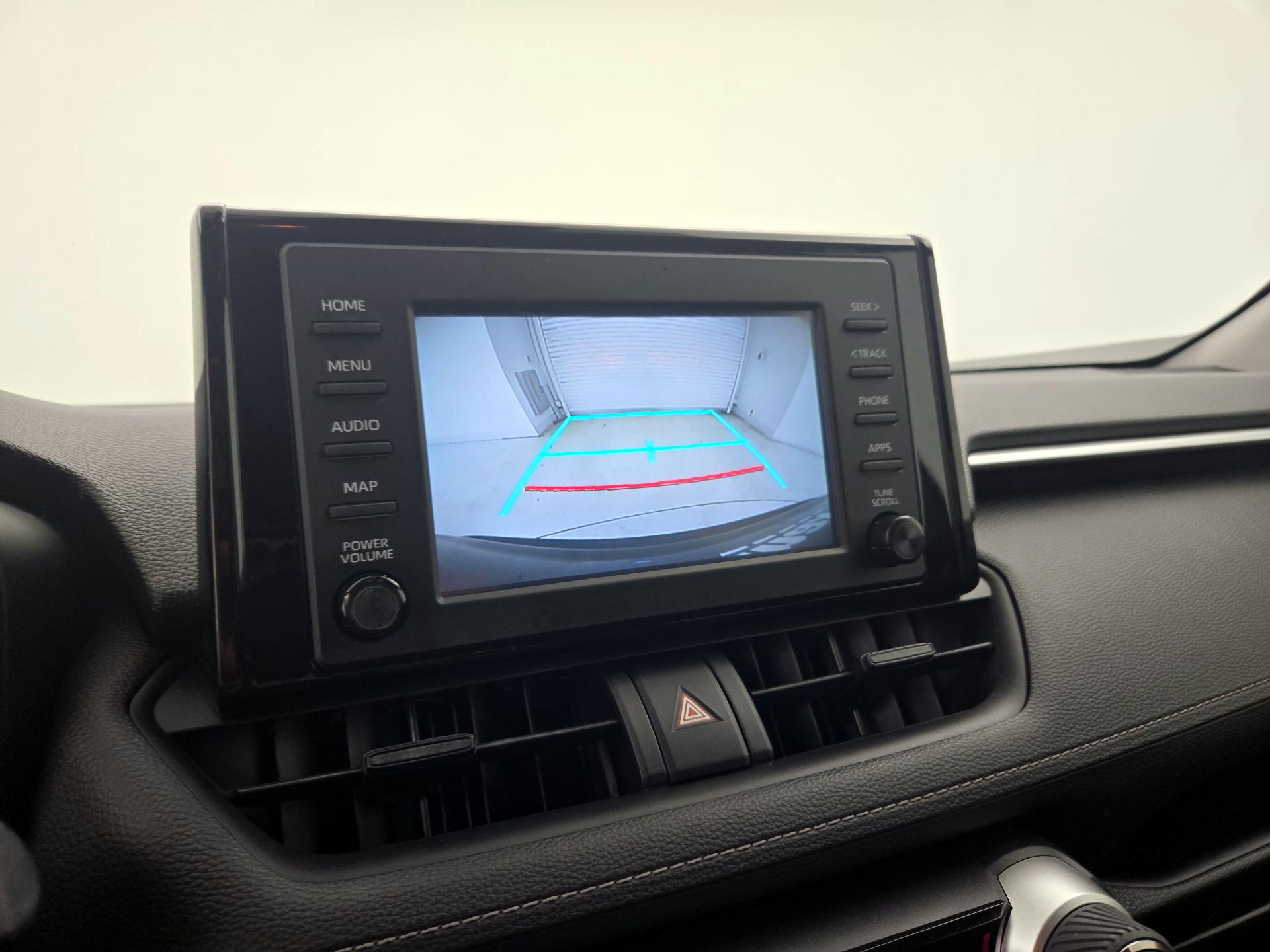 Thumbnail: 2019 Toyota RAV4 - 14