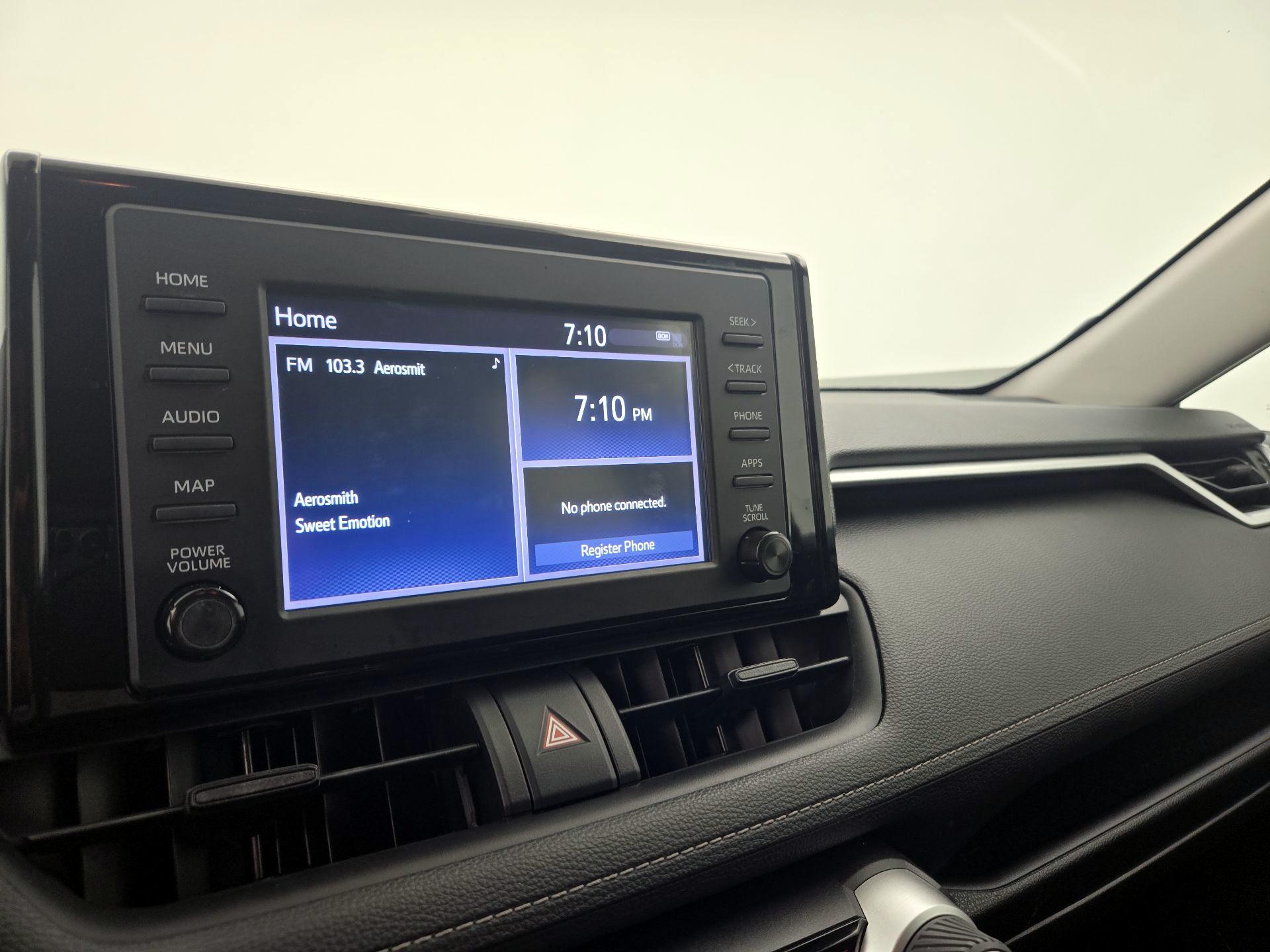 Thumbnail: 2019 Toyota RAV4 - 15