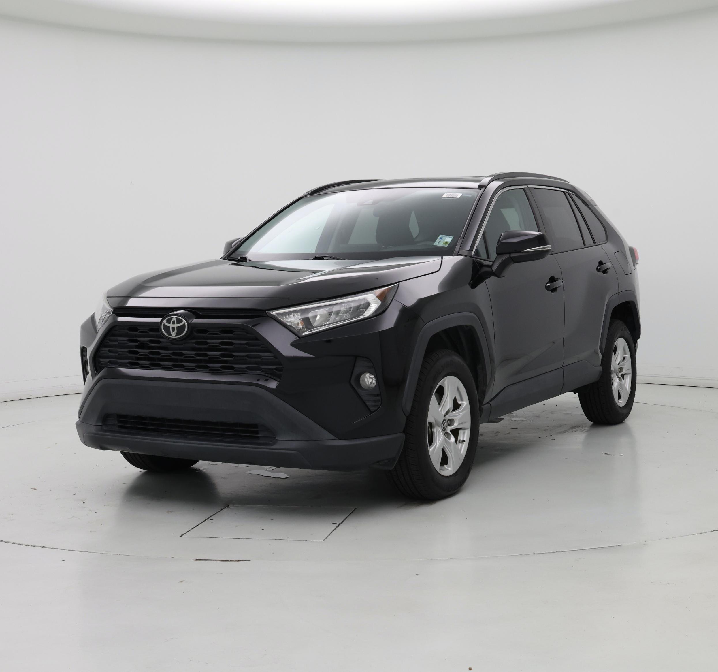 Thumbnail: 2019 Toyota RAV4 - 4