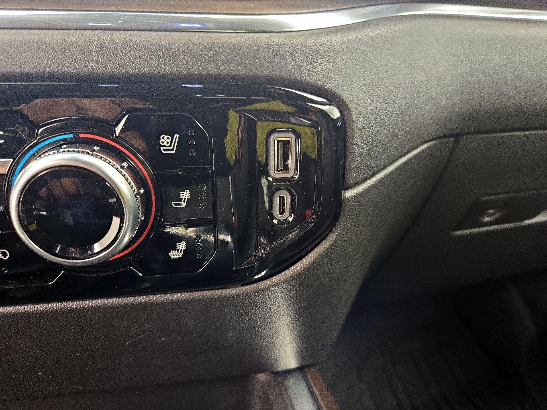 Thumbnail: 2025 GMC Sierra 1500 - 19