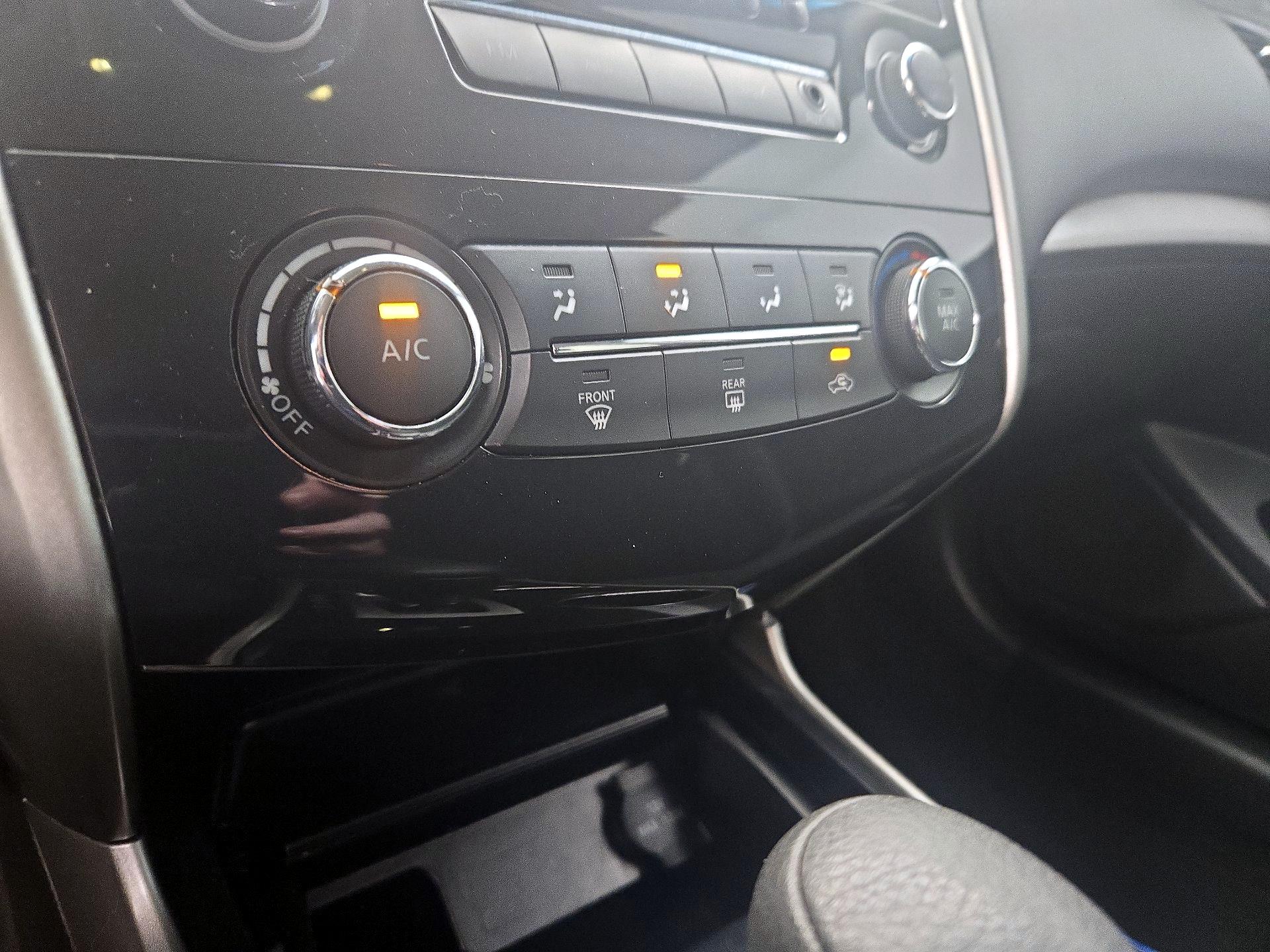 Thumbnail: 2014 Nissan Altima - 15