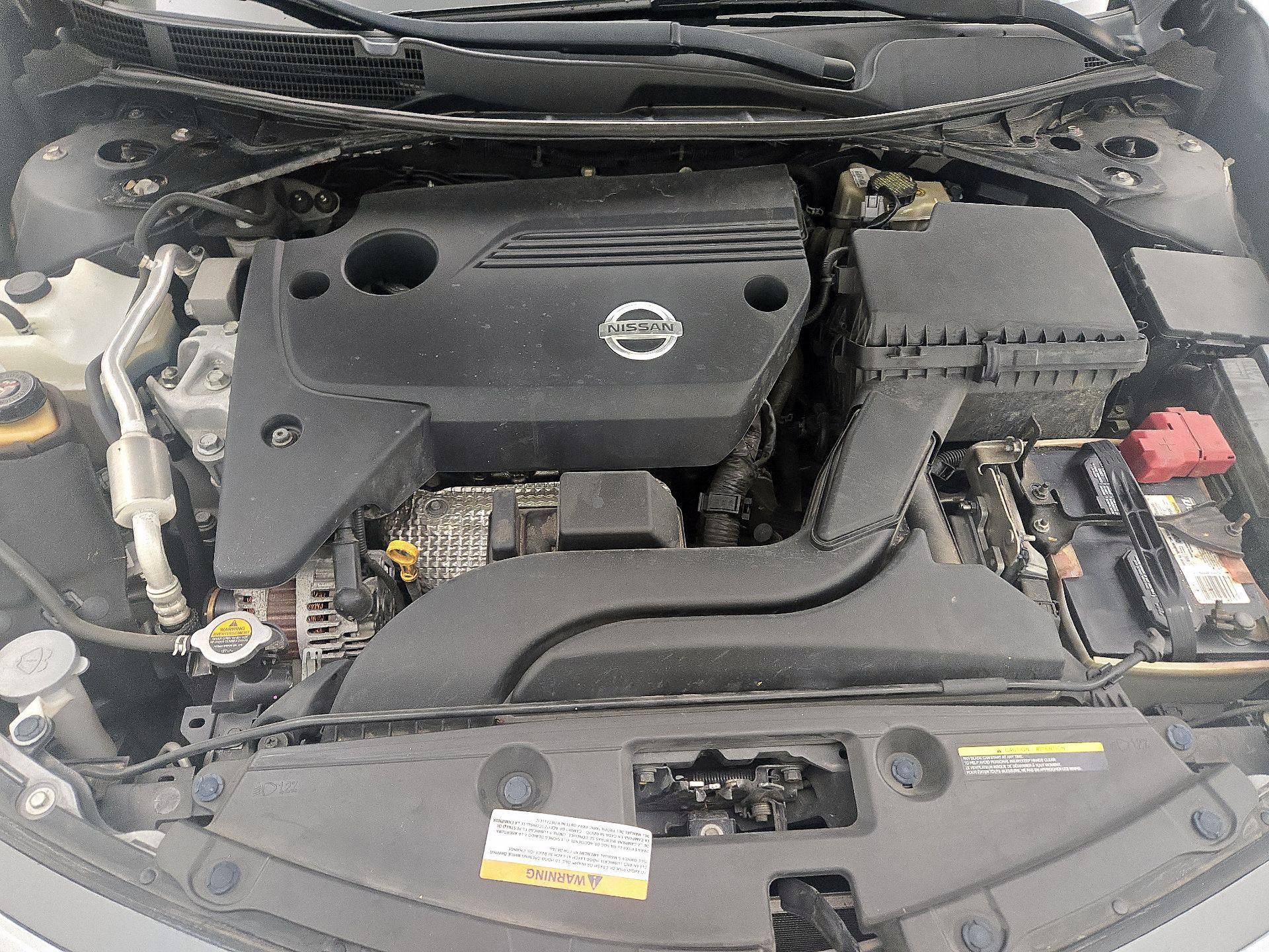 Thumbnail: 2014 Nissan Altima - 20