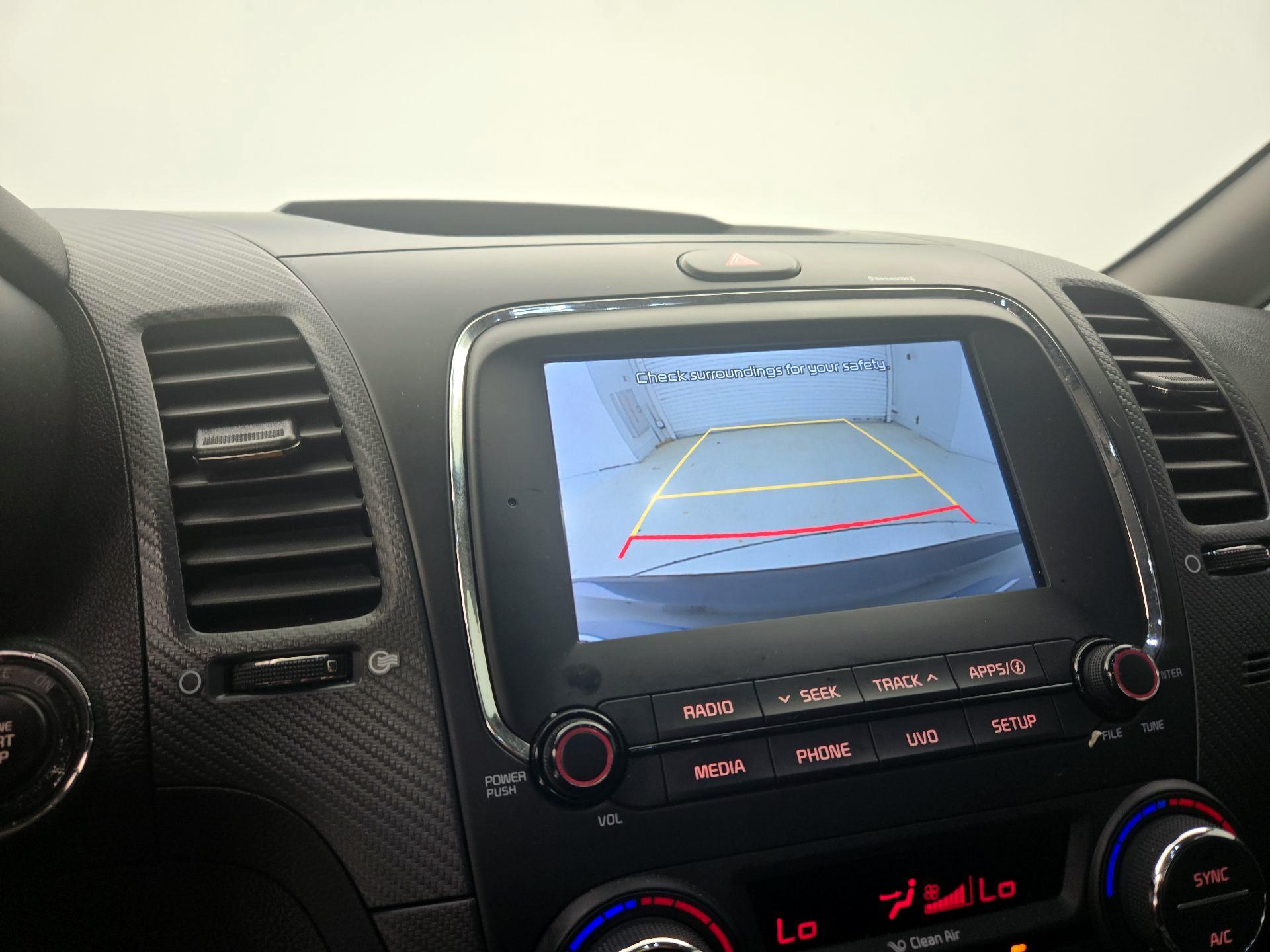 Thumbnail: 2017 Kia Forte - 14