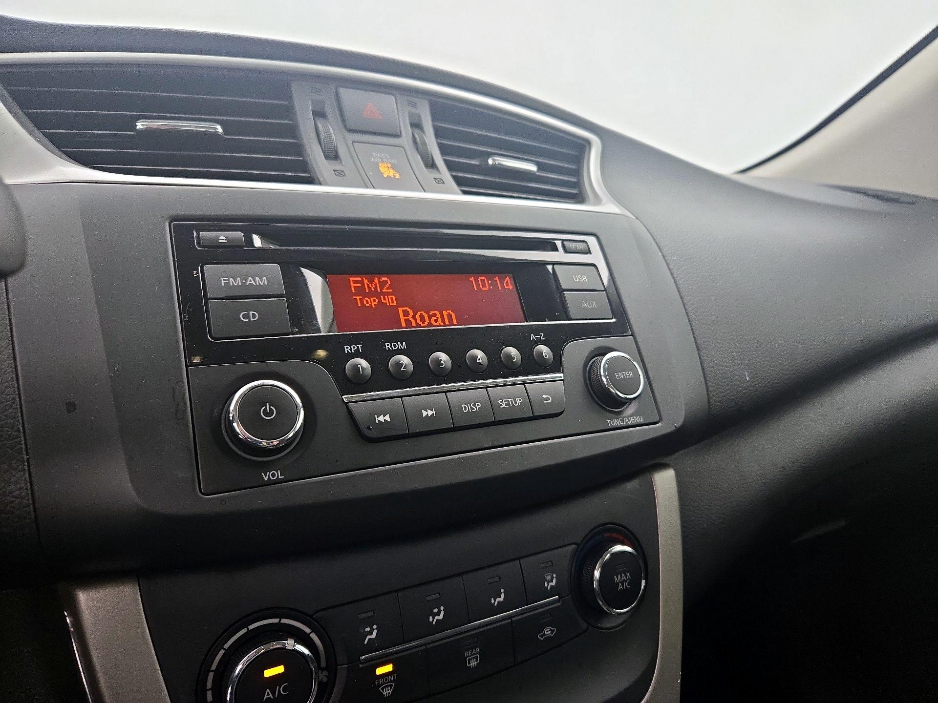 Thumbnail: 2015 Nissan Sentra - 14