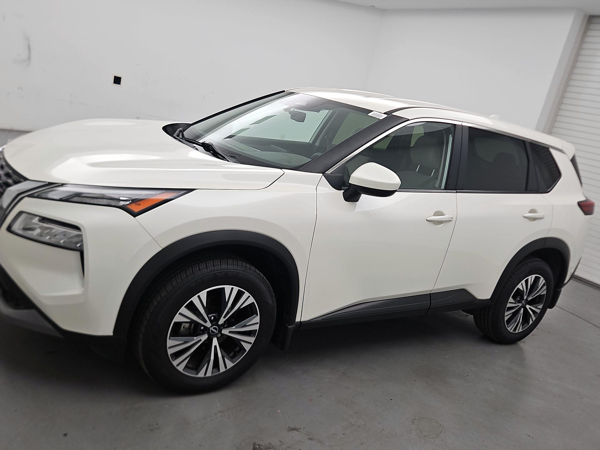 Thumbnail: 2023 Nissan Rogue - 3