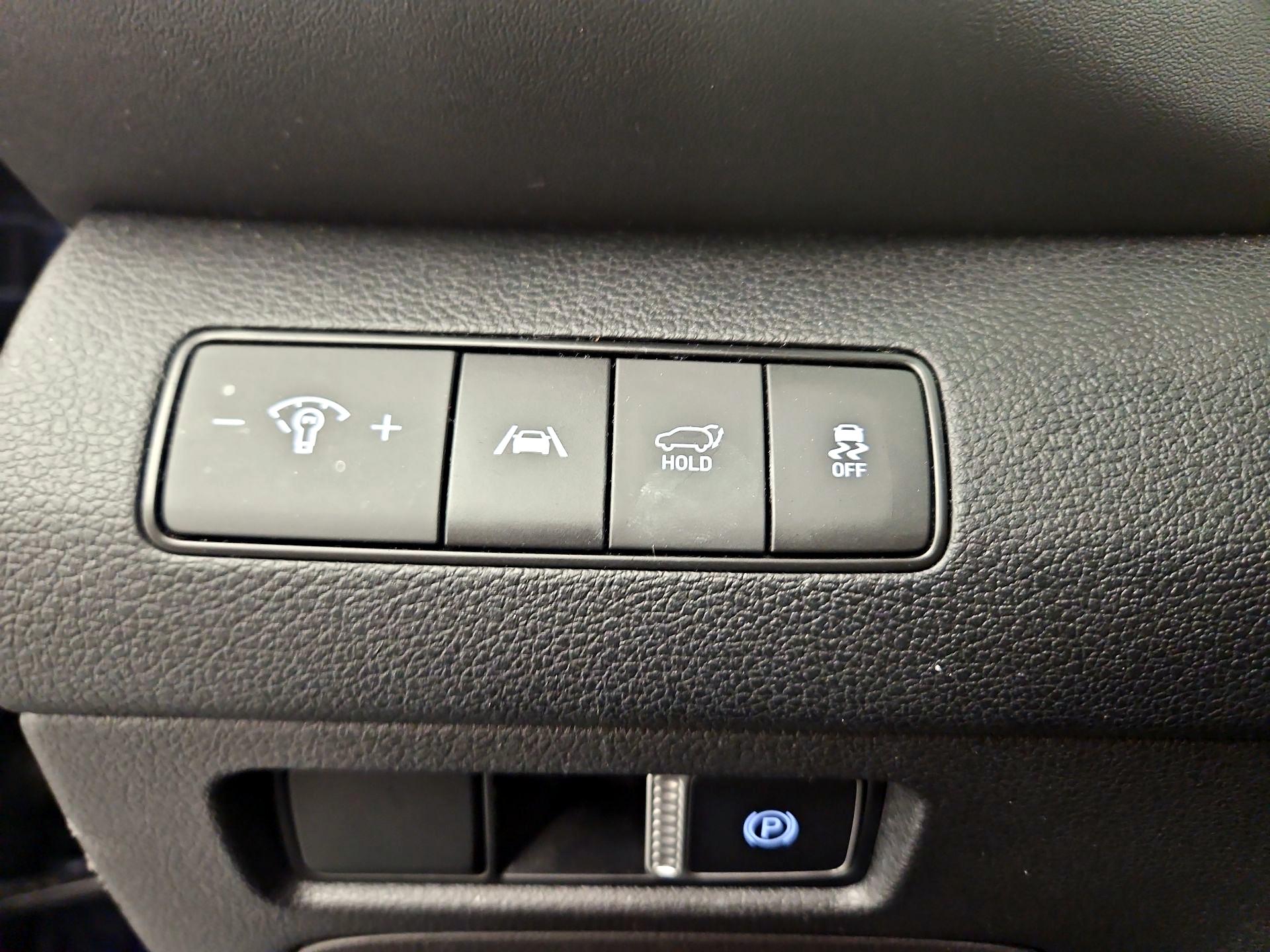 Thumbnail: 2023 Hyundai Santa Fe - 13