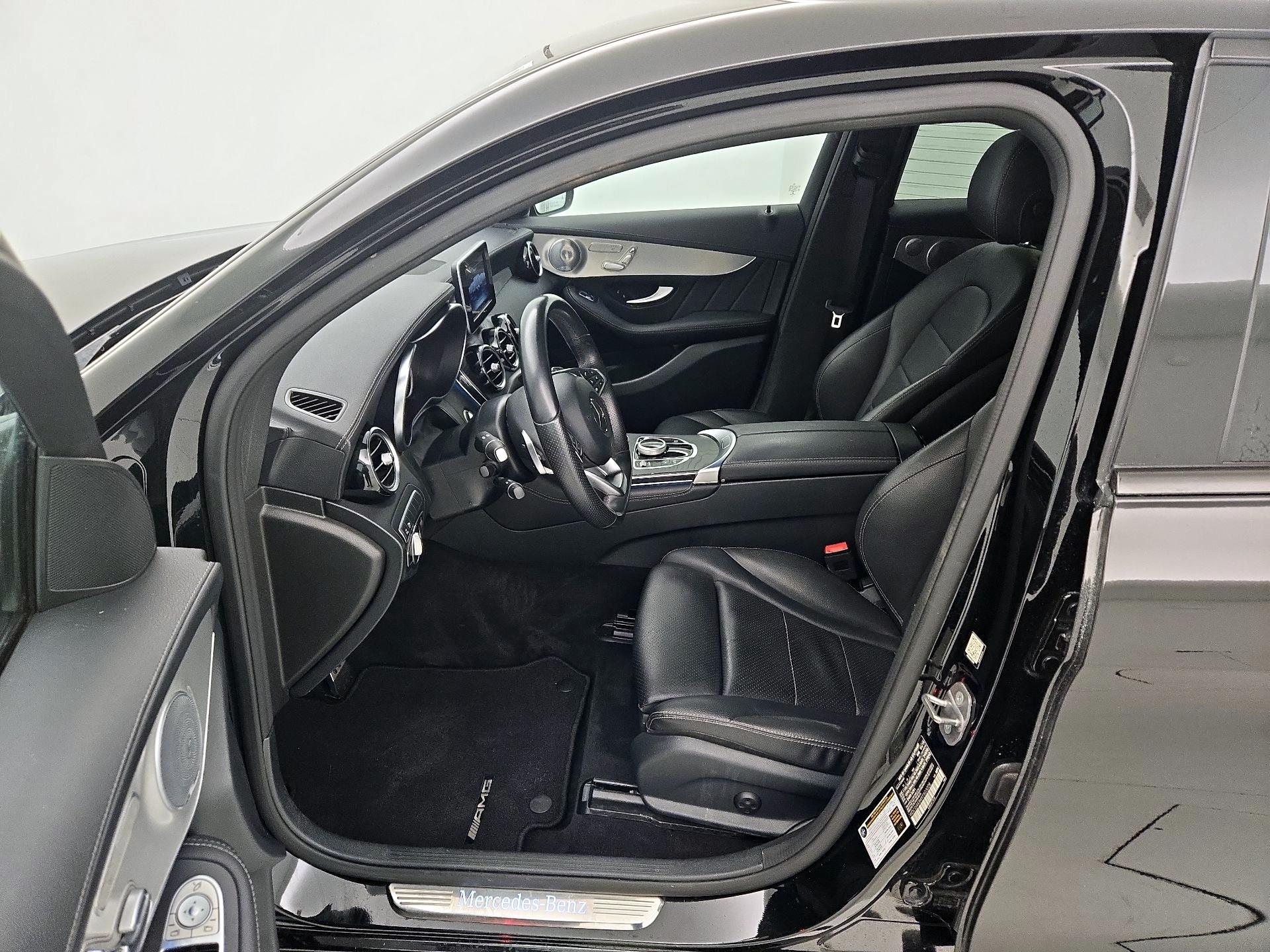 Thumbnail: 2019 Mercedes-Benz GLC - 11