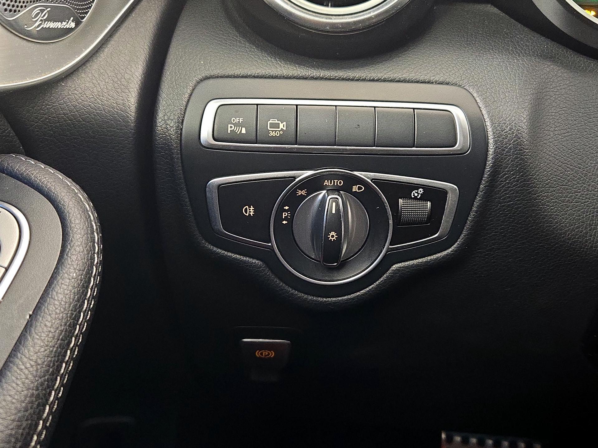 Thumbnail: 2019 Mercedes-Benz GLC - 13