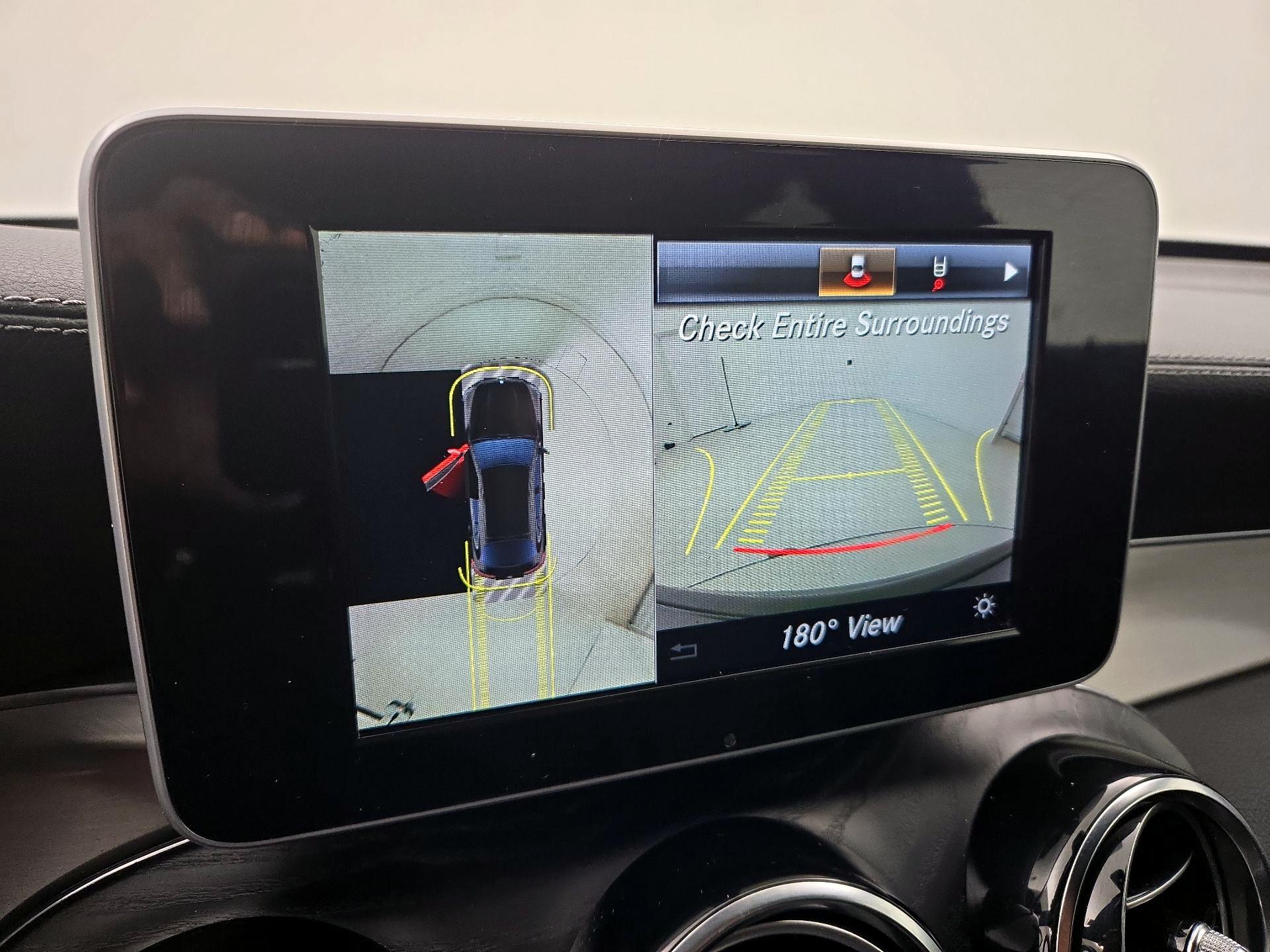 Thumbnail: 2019 Mercedes-Benz GLC - 15