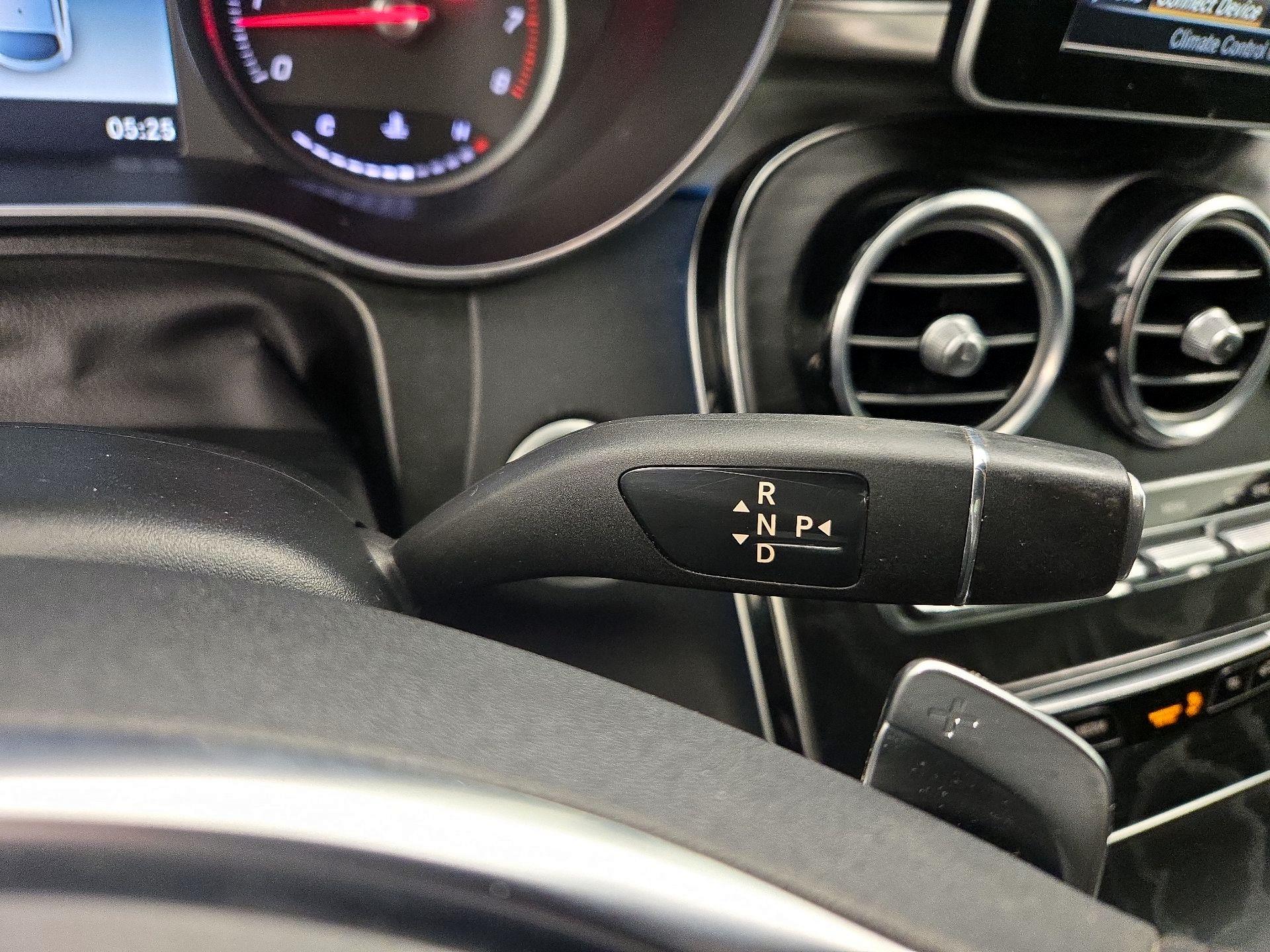 Thumbnail: 2019 Mercedes-Benz GLC - 18